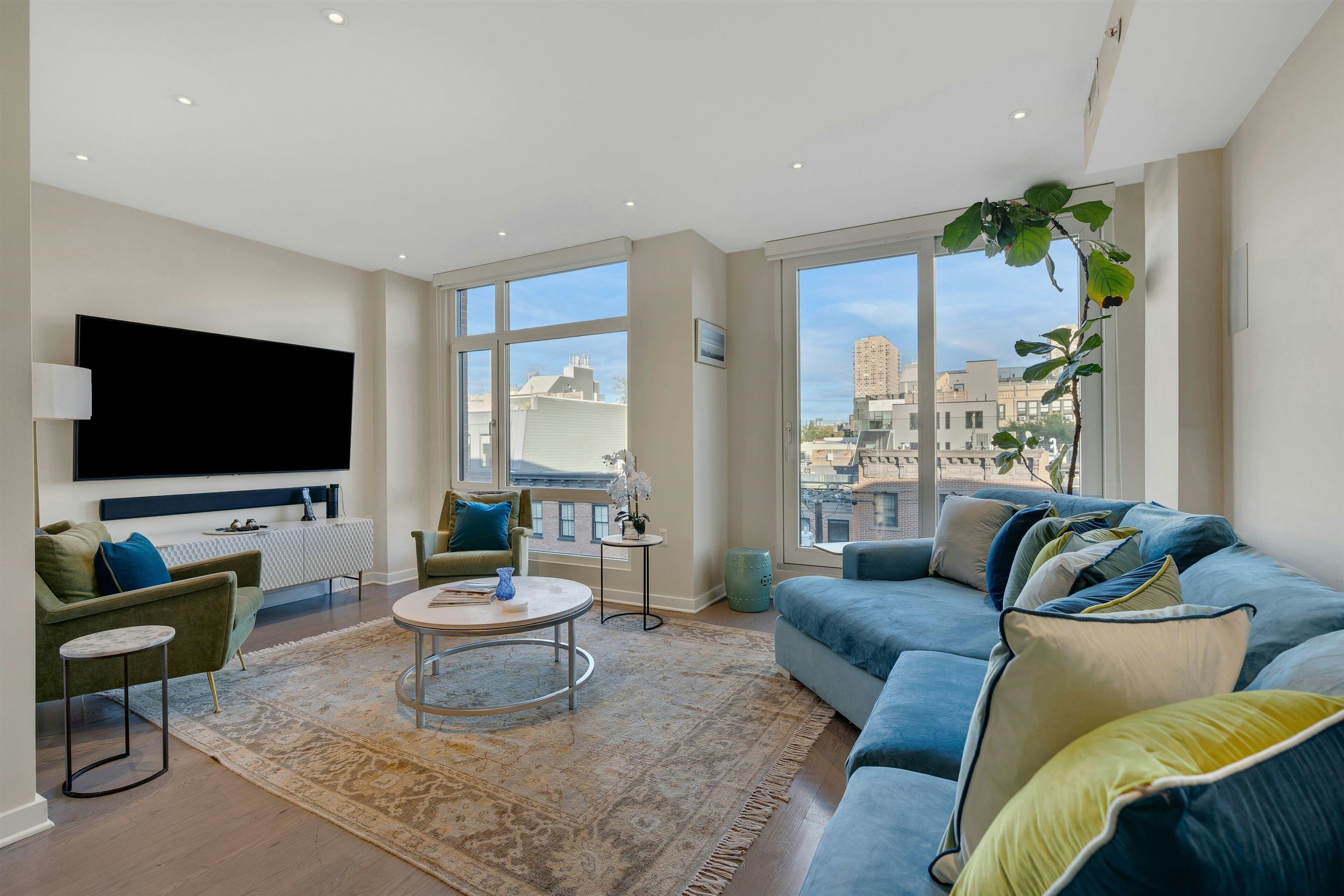 316 PARK AVE Unit: 2