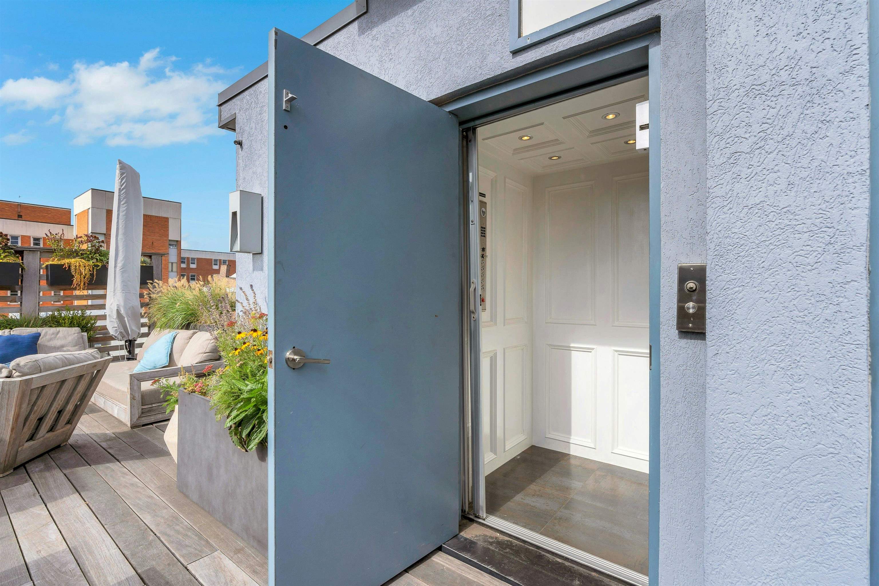 316 PARK AVE Unit: 2