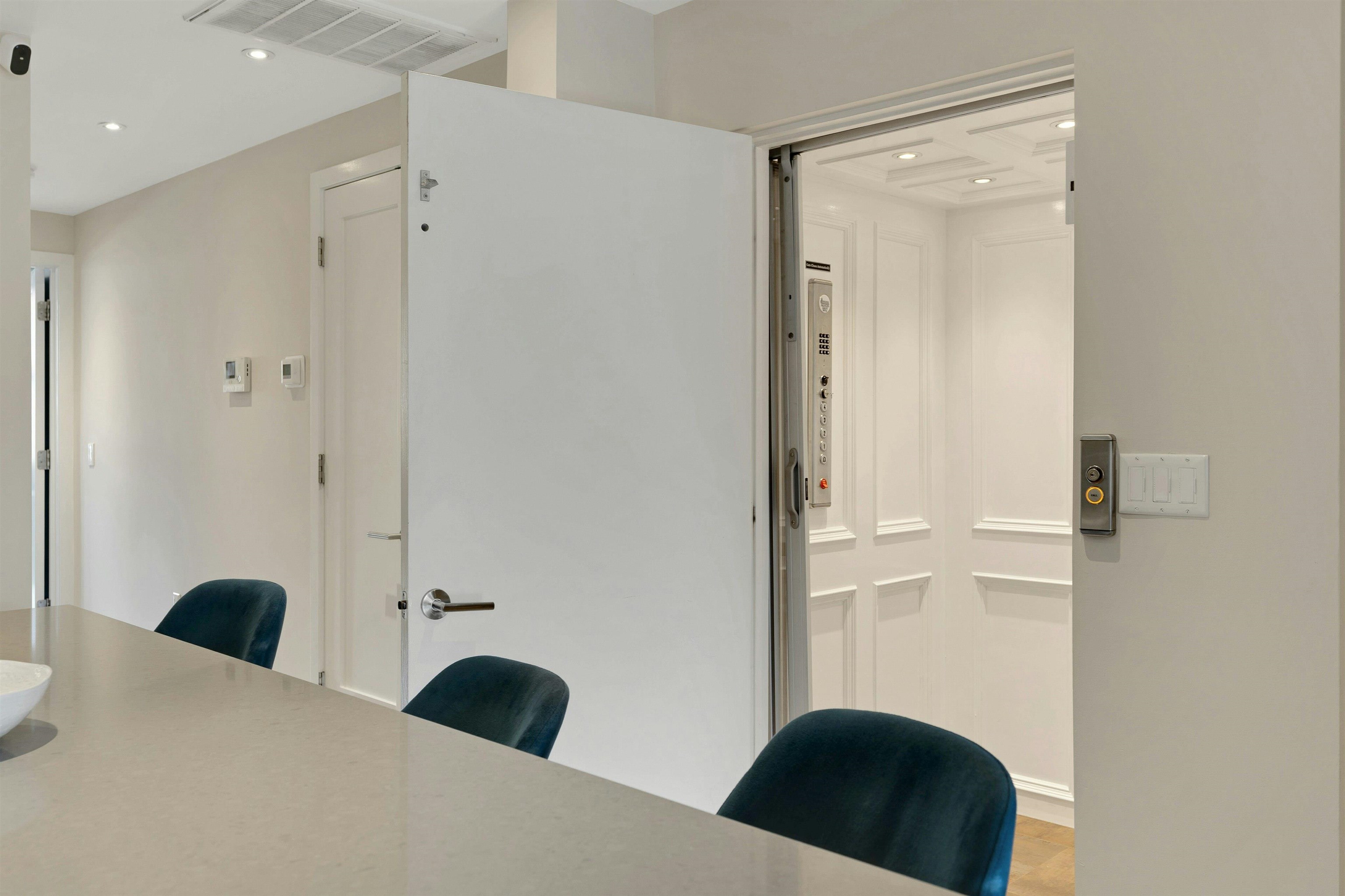 316 PARK AVE Unit: 2