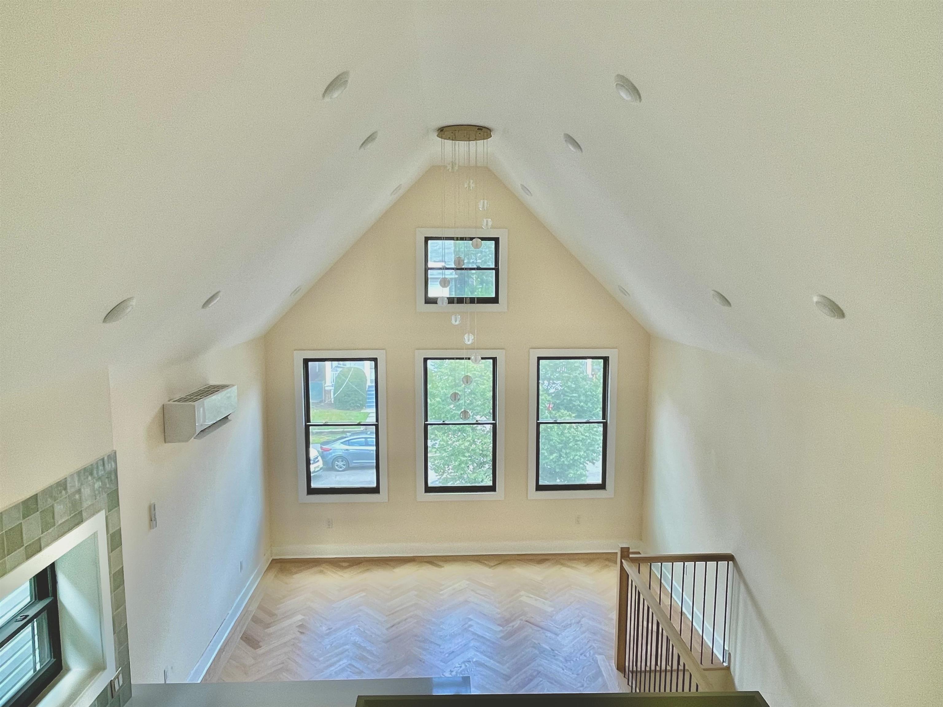 247 HARRISON AVE Unit: # 2