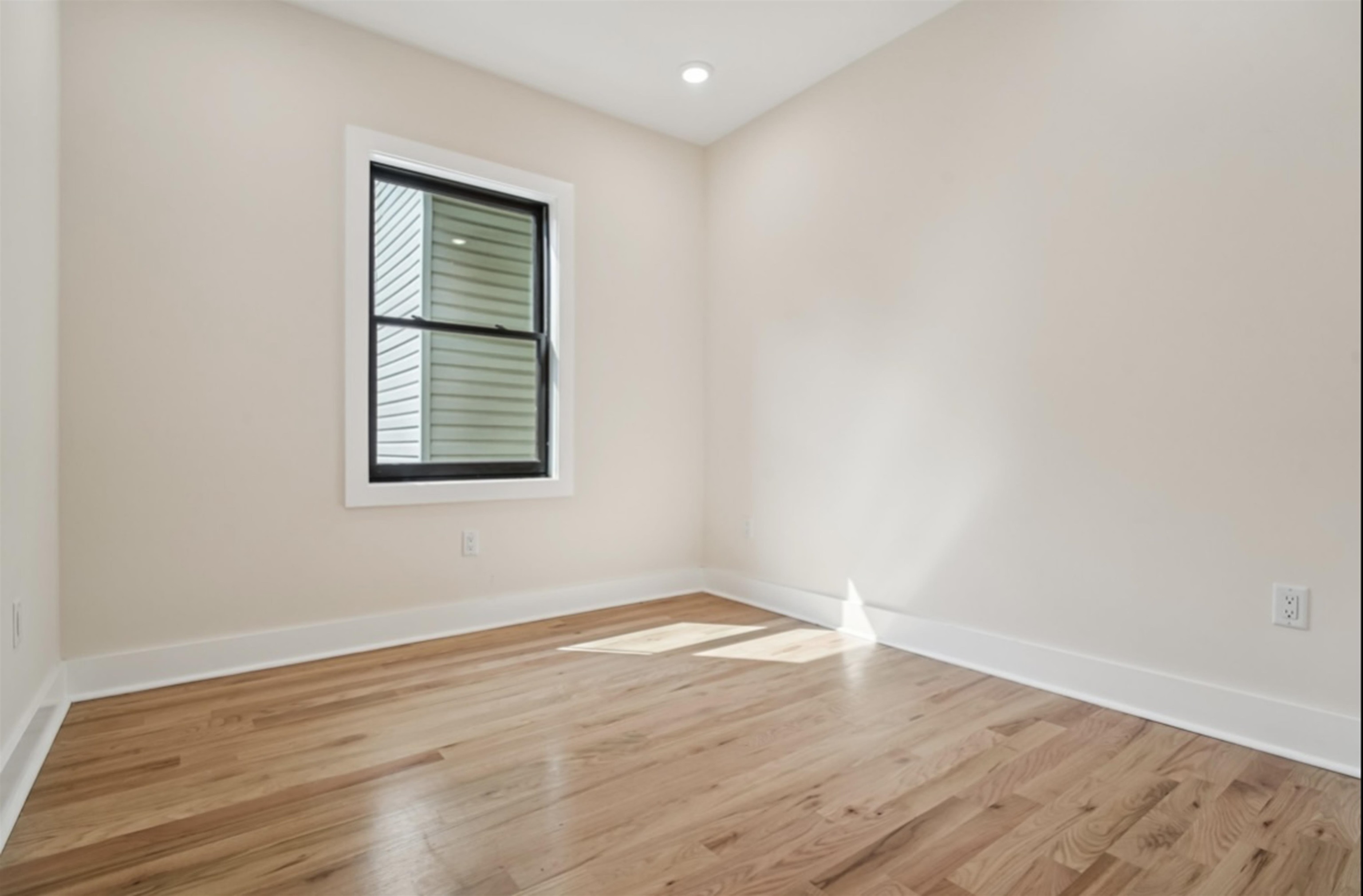 247 HARRISON AVE Unit: # 2