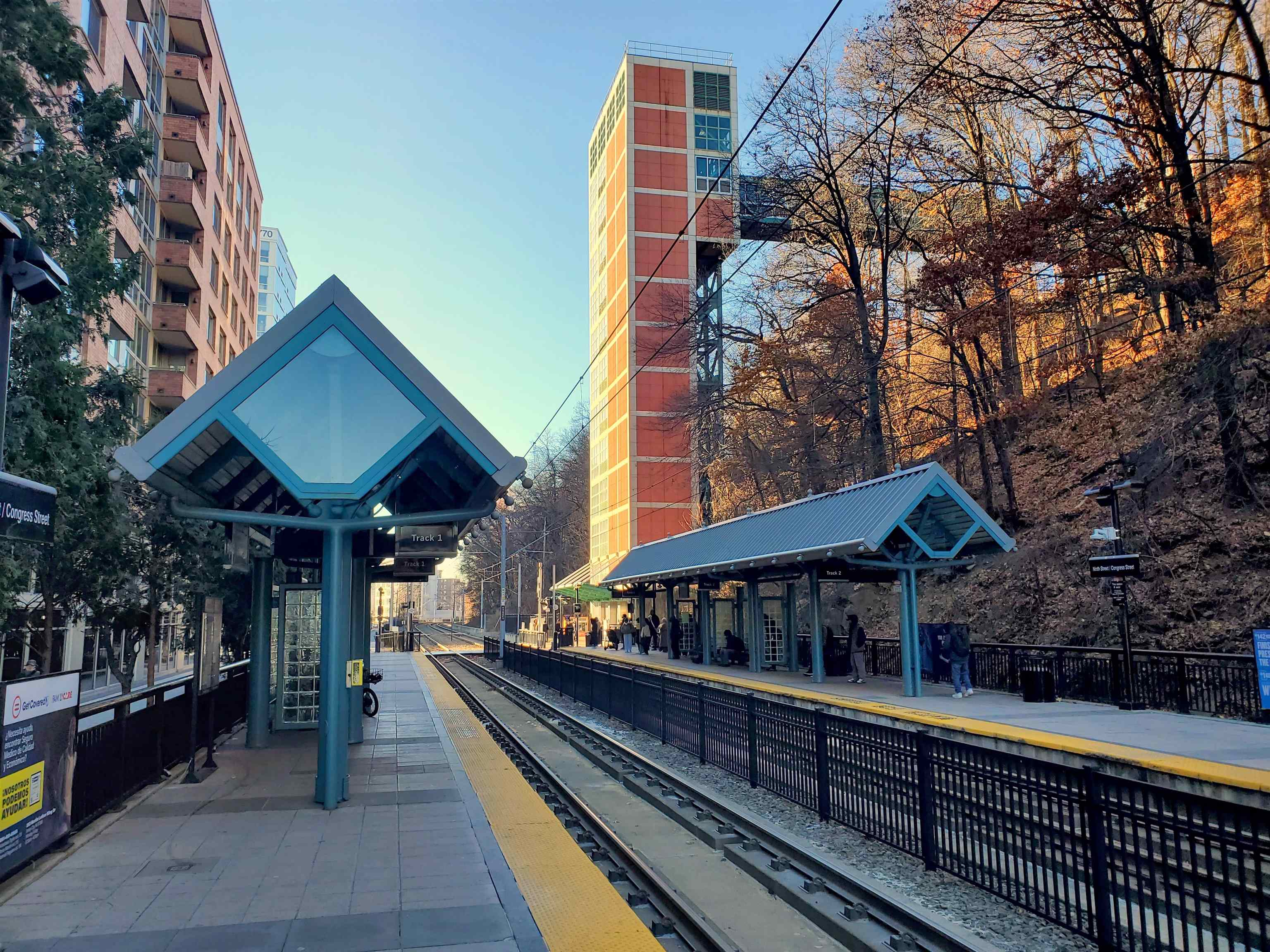 590 PALISADE AVE Unit: 2