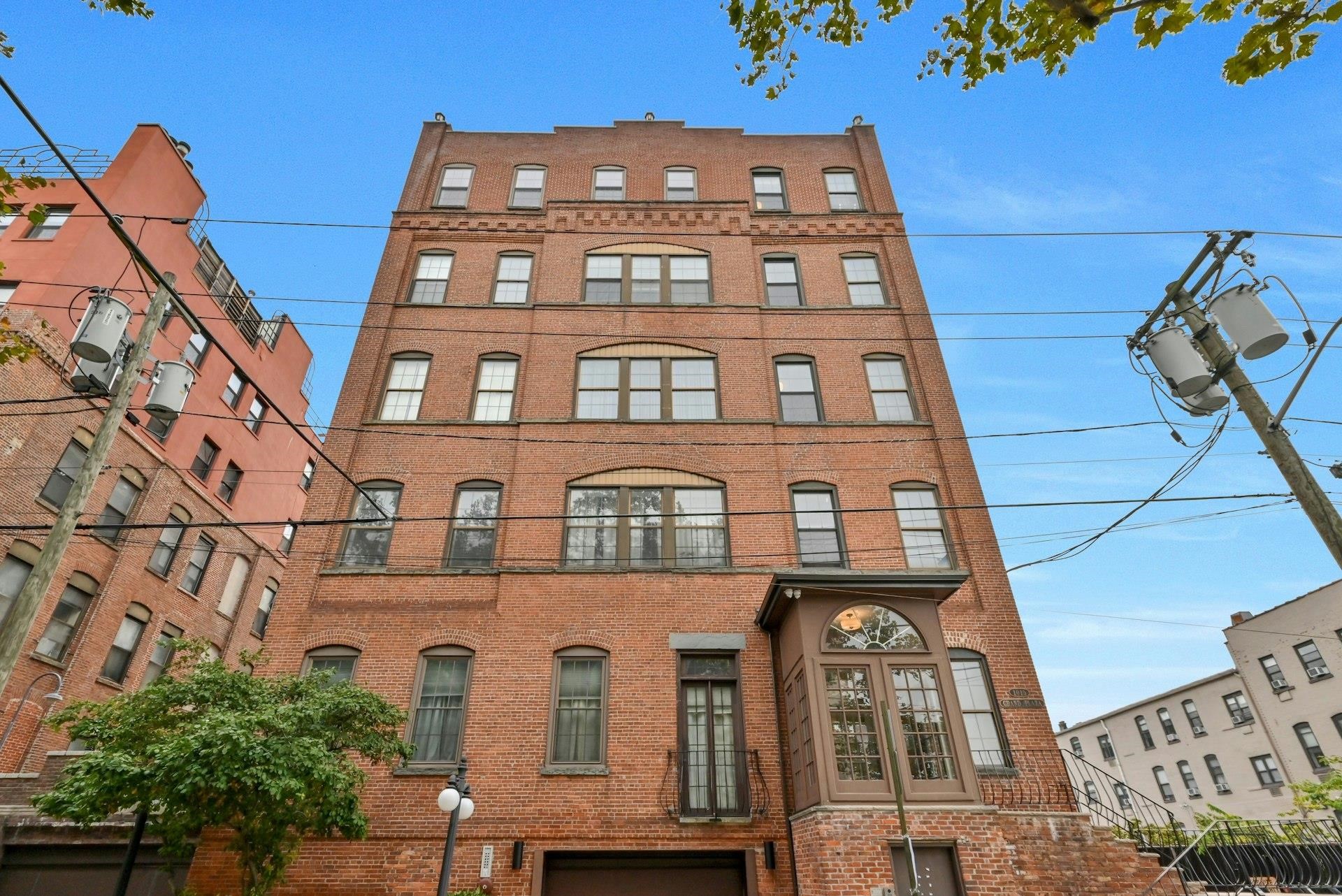 1015 GRAND ST Unit: 5D
