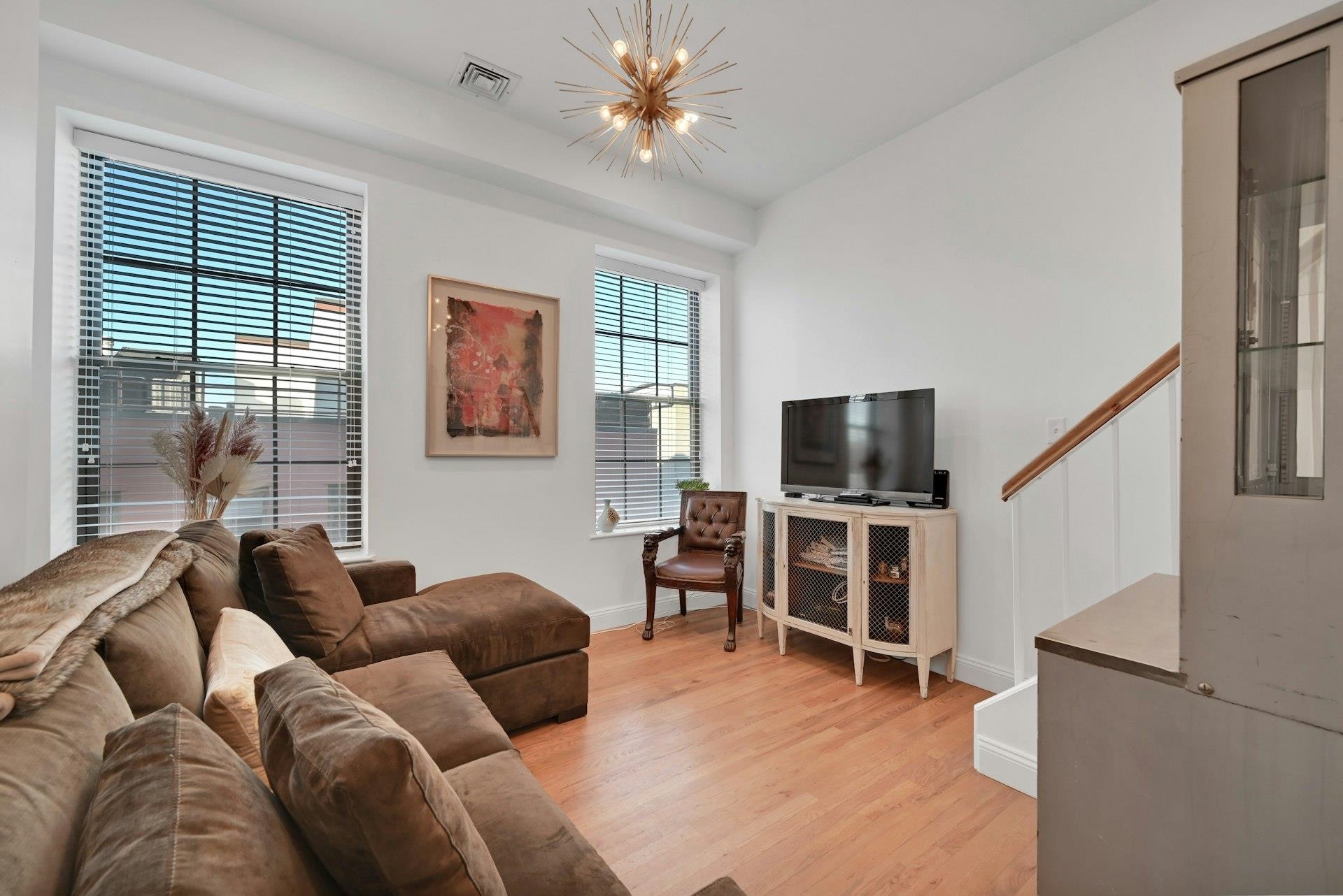 1015 GRAND ST Unit: 5D