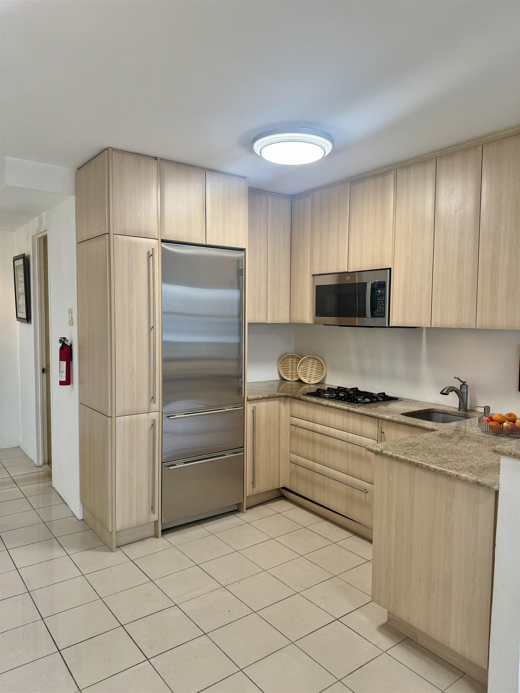 7000 BLVD EAST Unit: 17C