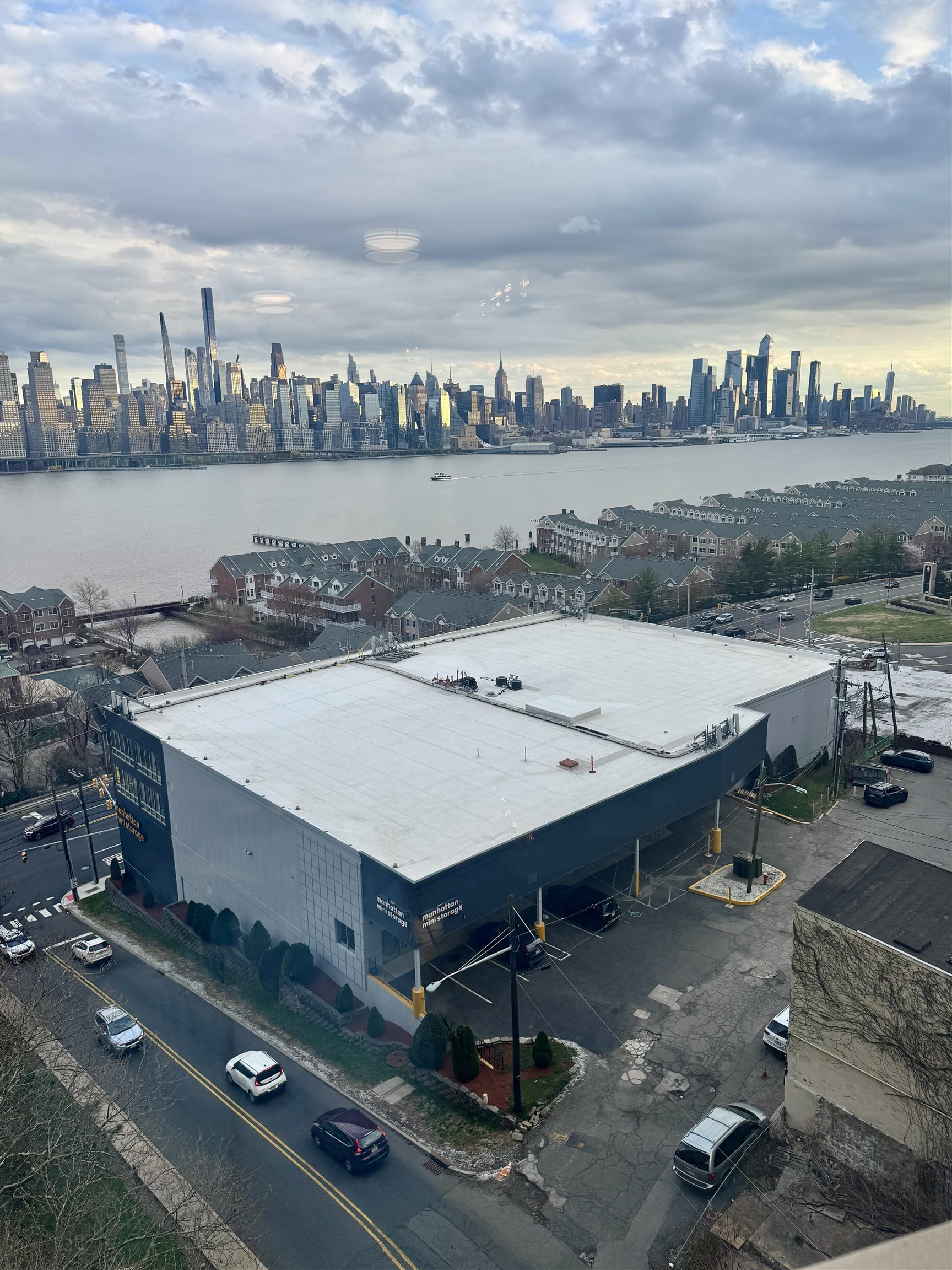 7000 BLVD EAST Unit: 17C