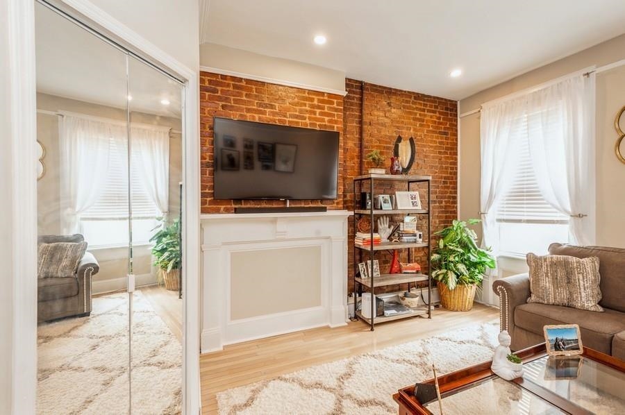 226 JEFFERSON ST Unit: 4N