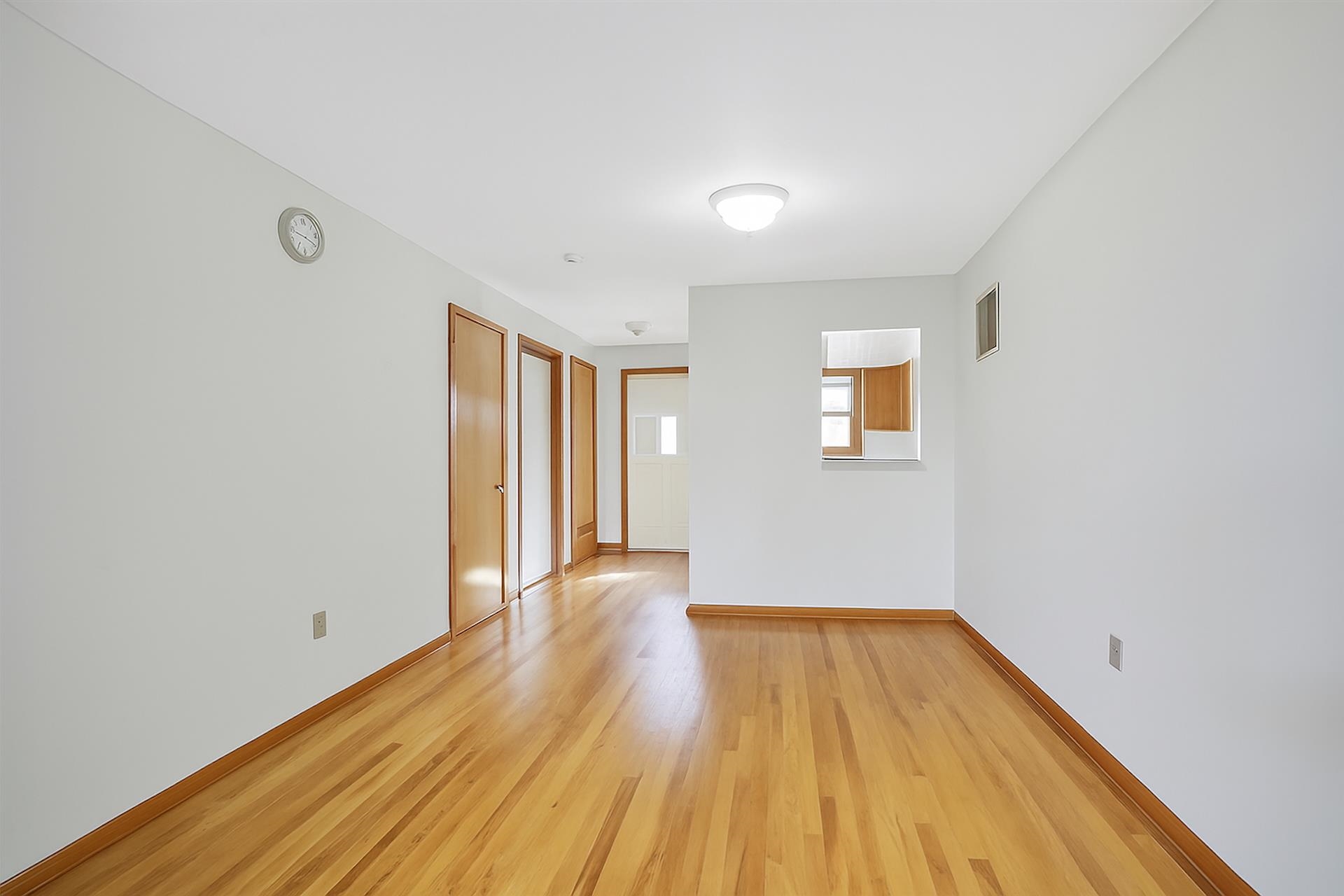210 PAVONIA AVE
