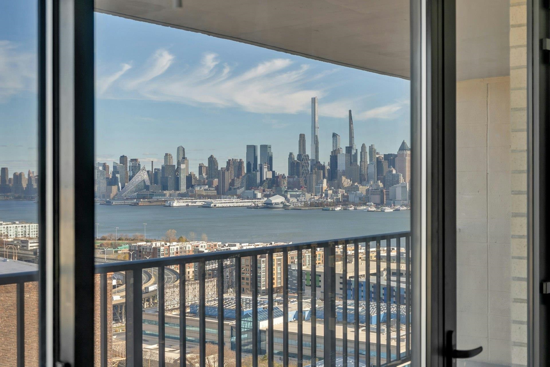 380 MOUNTAIN RD Unit: 701