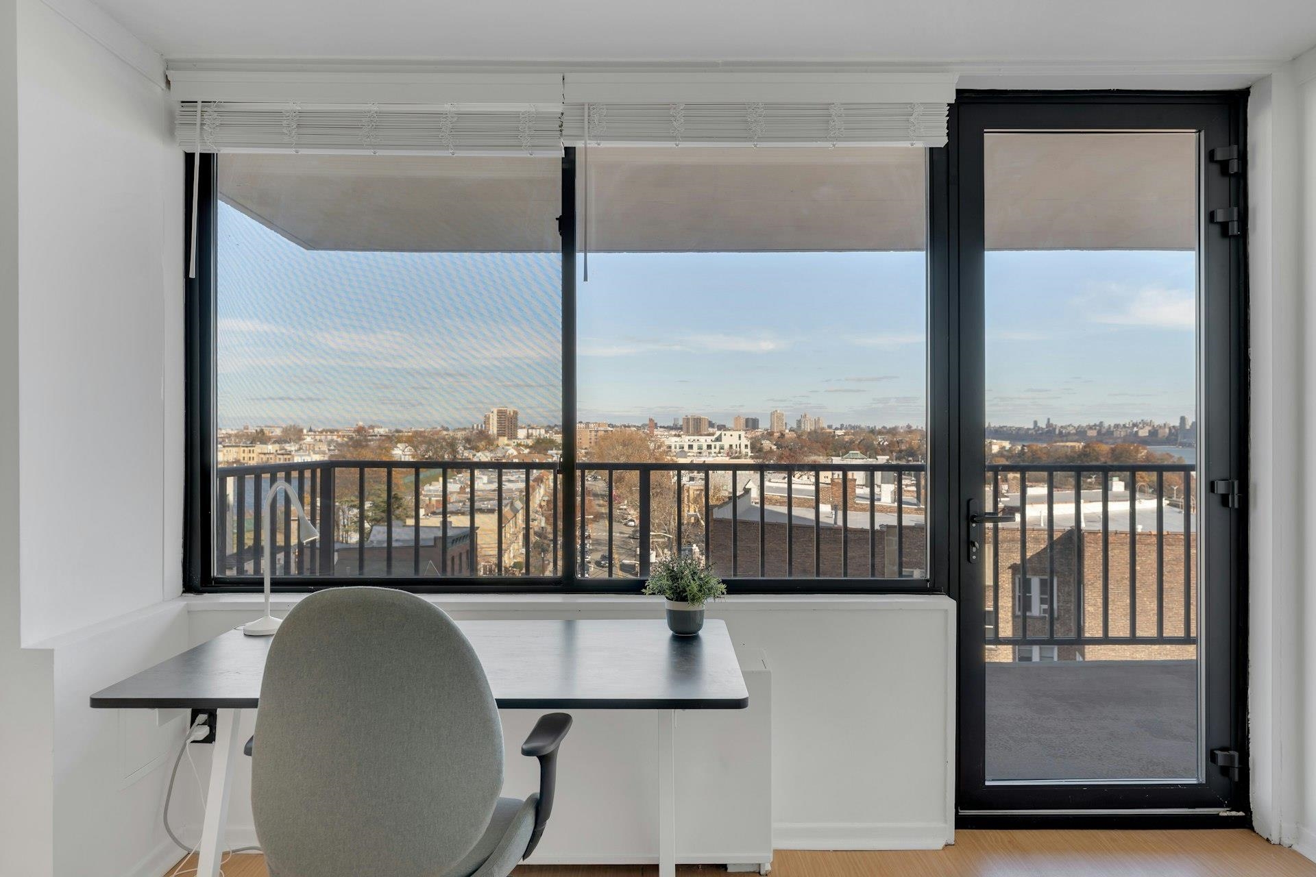 380 MOUNTAIN RD Unit: 701