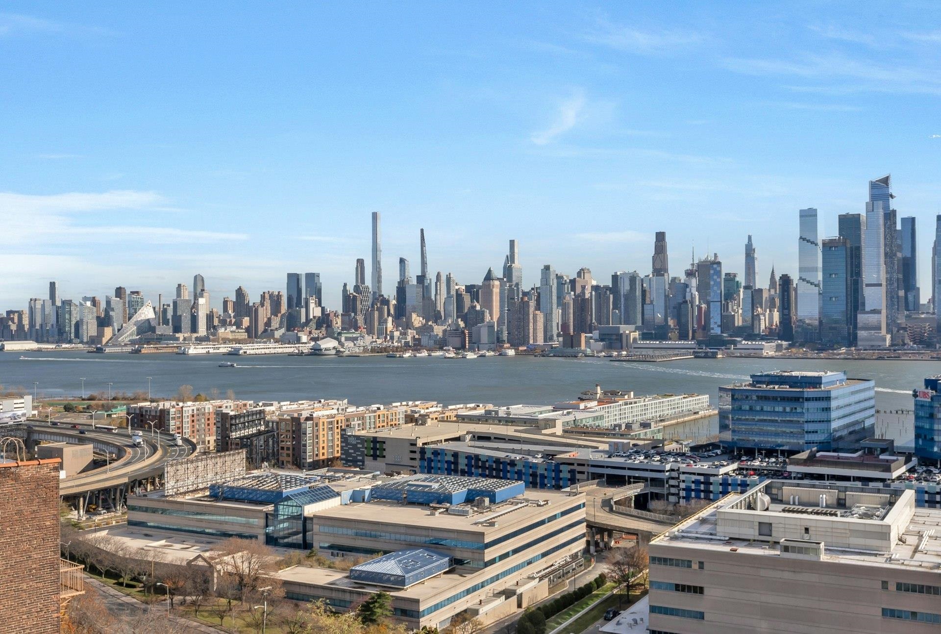 380 MOUNTAIN RD Unit: 701