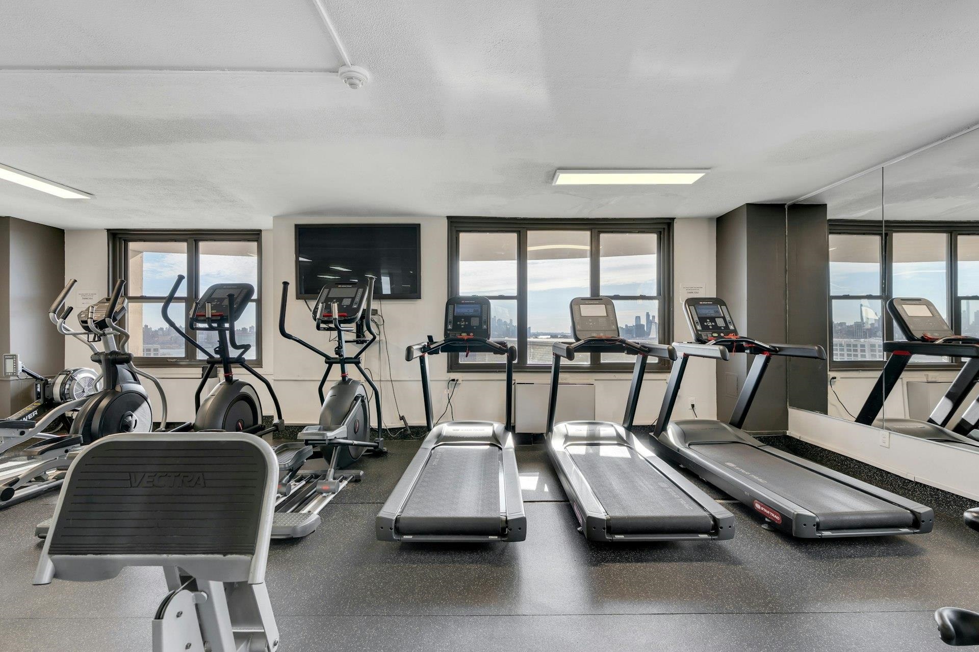 380 MOUNTAIN RD Unit: 701