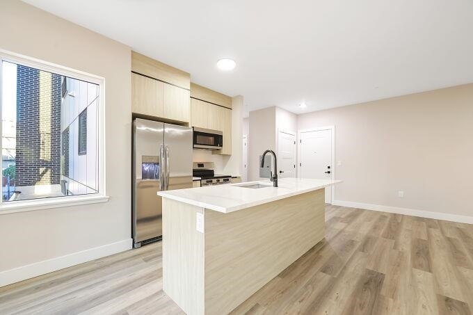 304 61ST ST Unit: 1A