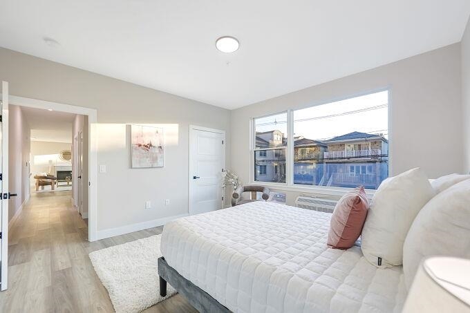 304 61ST ST Unit: 2A