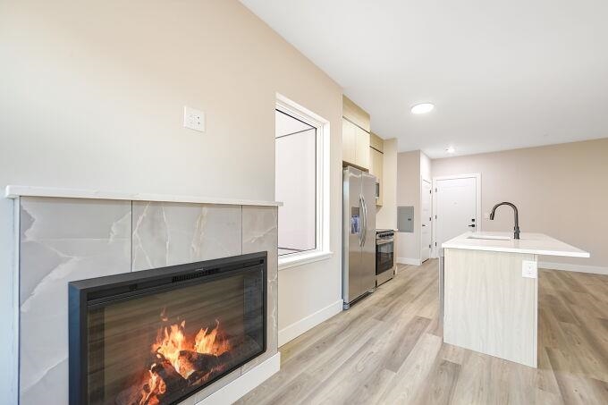 304 61ST ST Unit: 1D