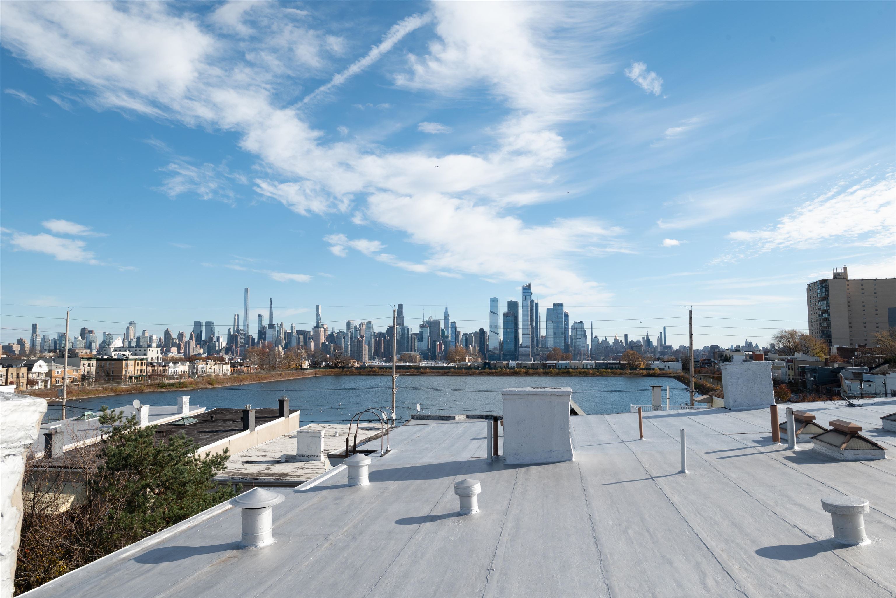 312 MONASTERY PL Unit: 3R