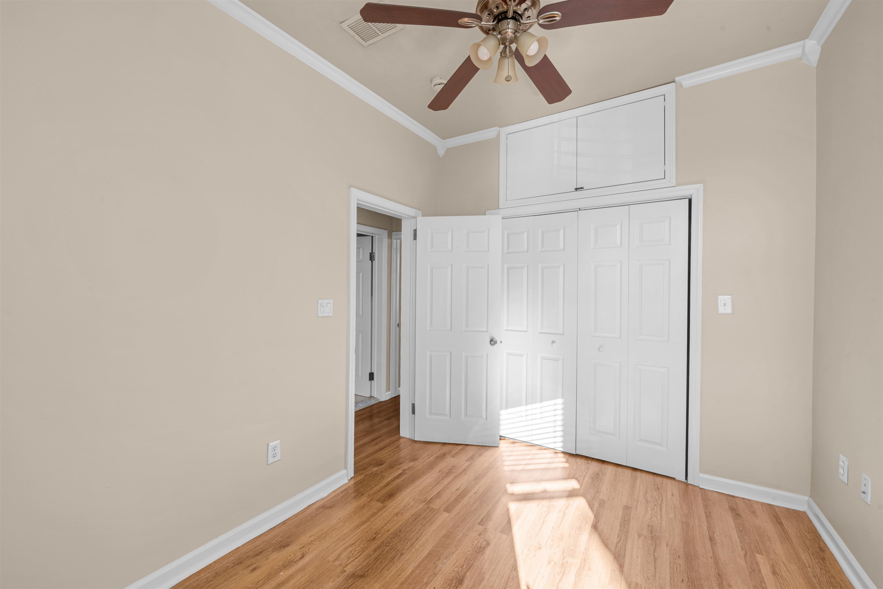 312 MONASTERY PL Unit: 3R