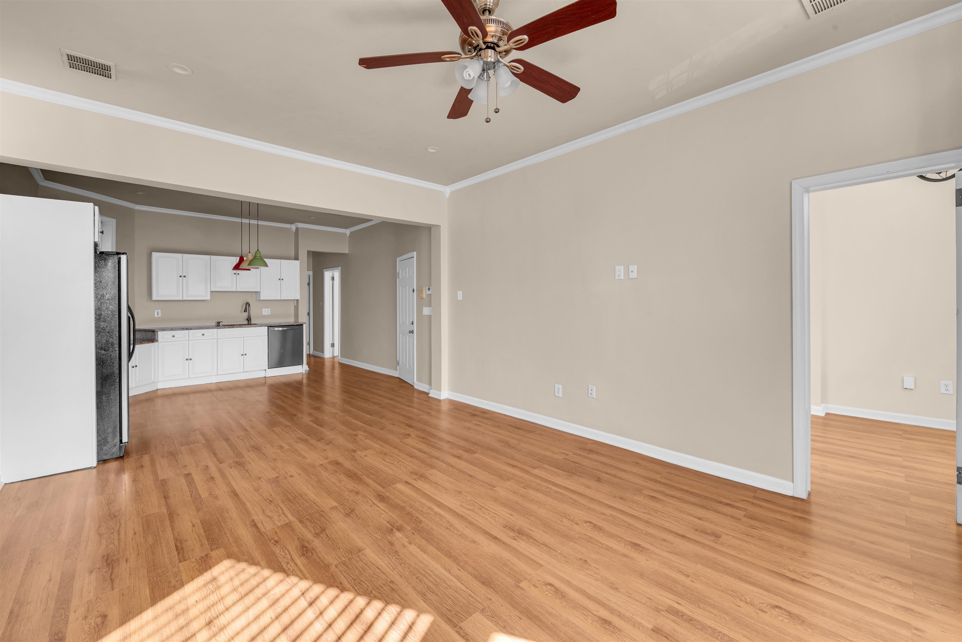 312 MONASTERY PL Unit: 3R