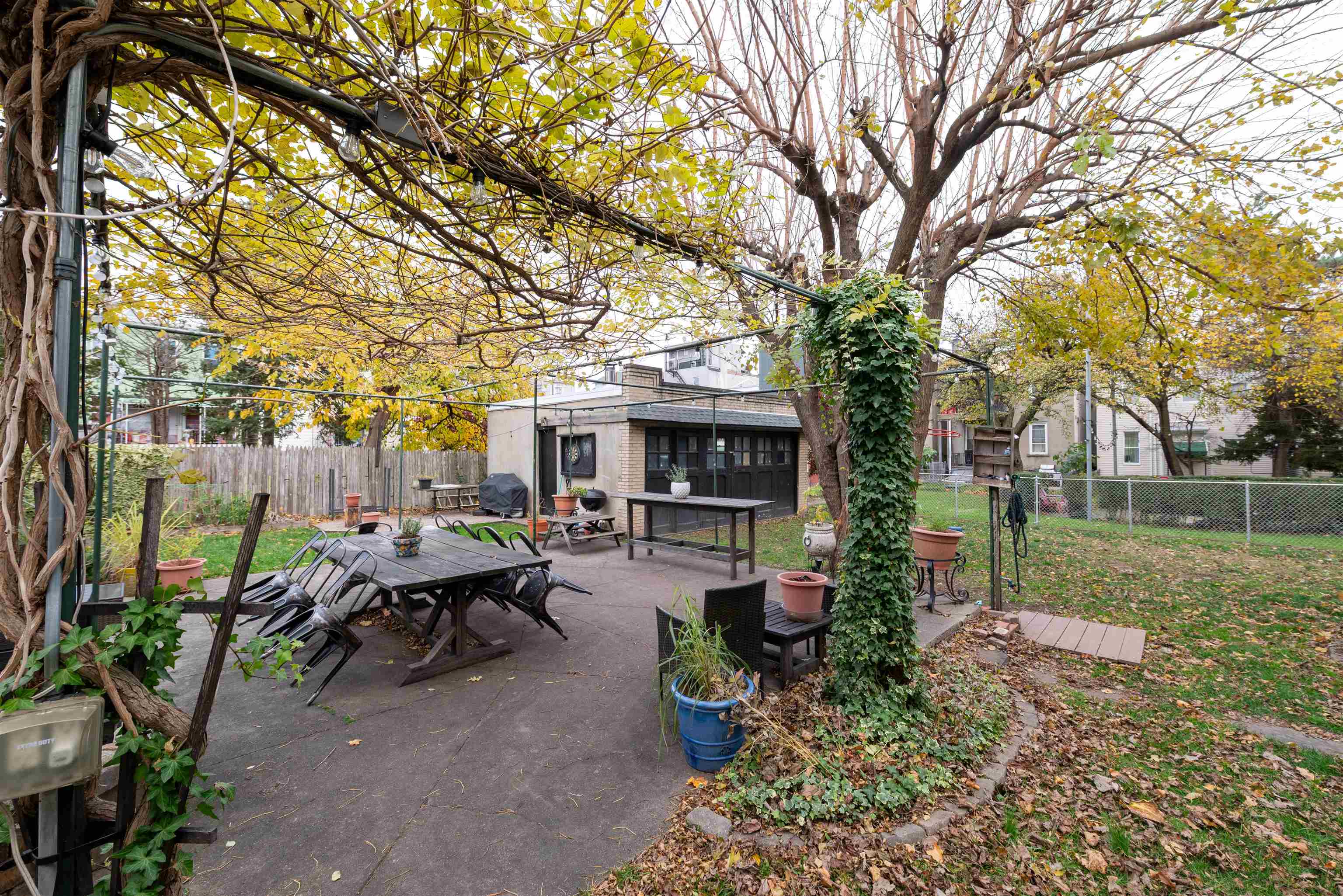 312 MONASTERY PL Unit: 3R