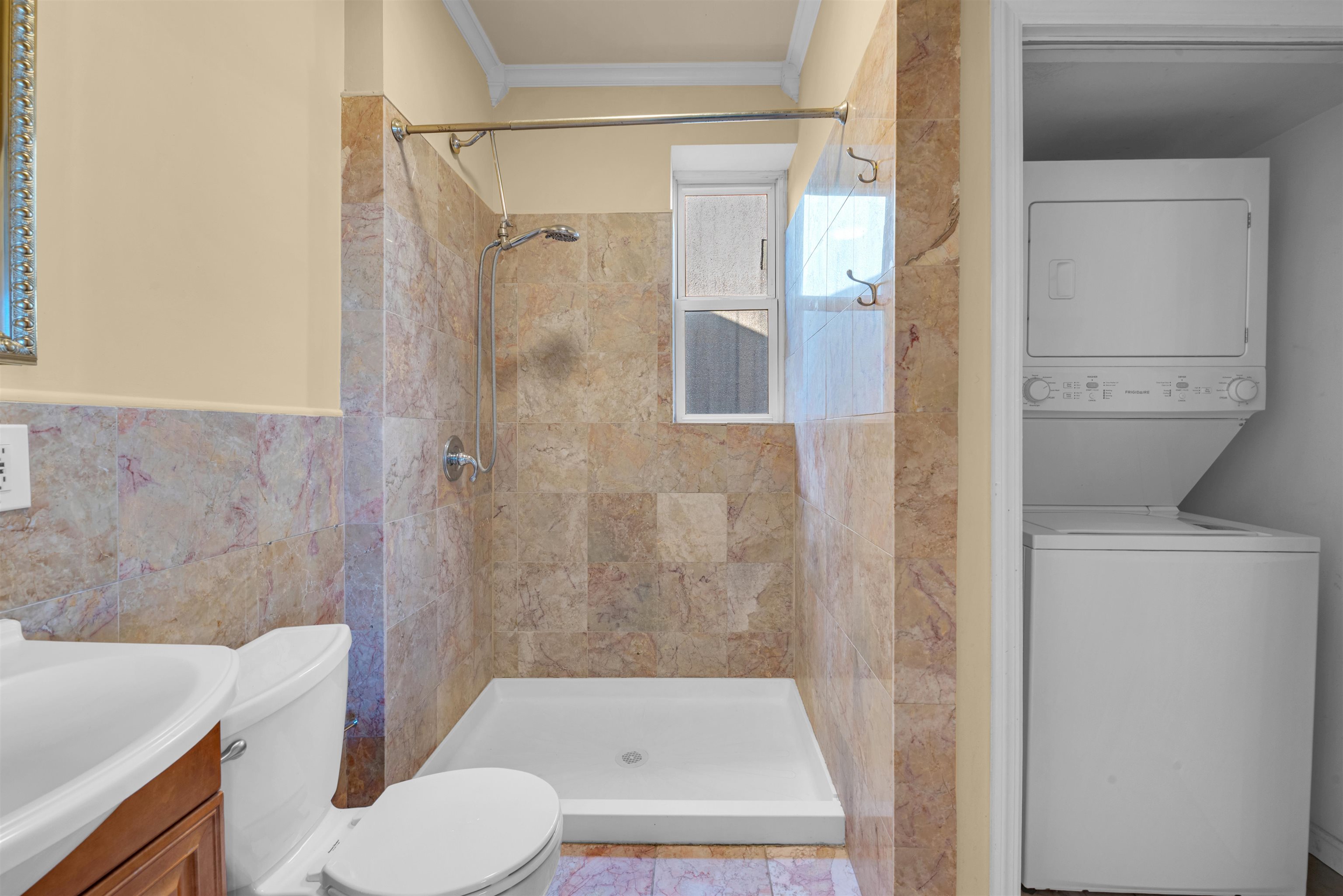 312 MONASTERY PL Unit: 3R