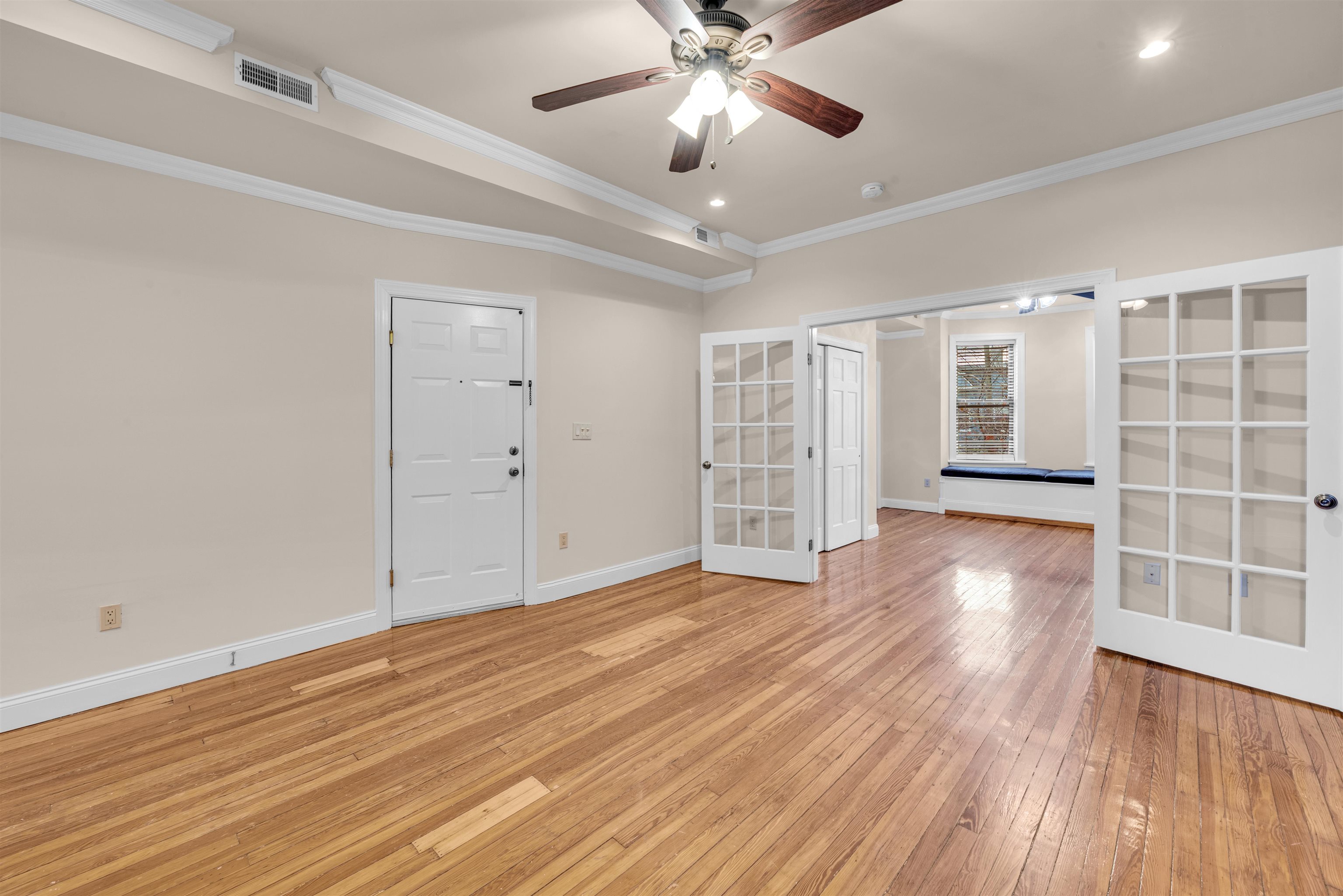 312 MONASTERY PL Unit: 2R