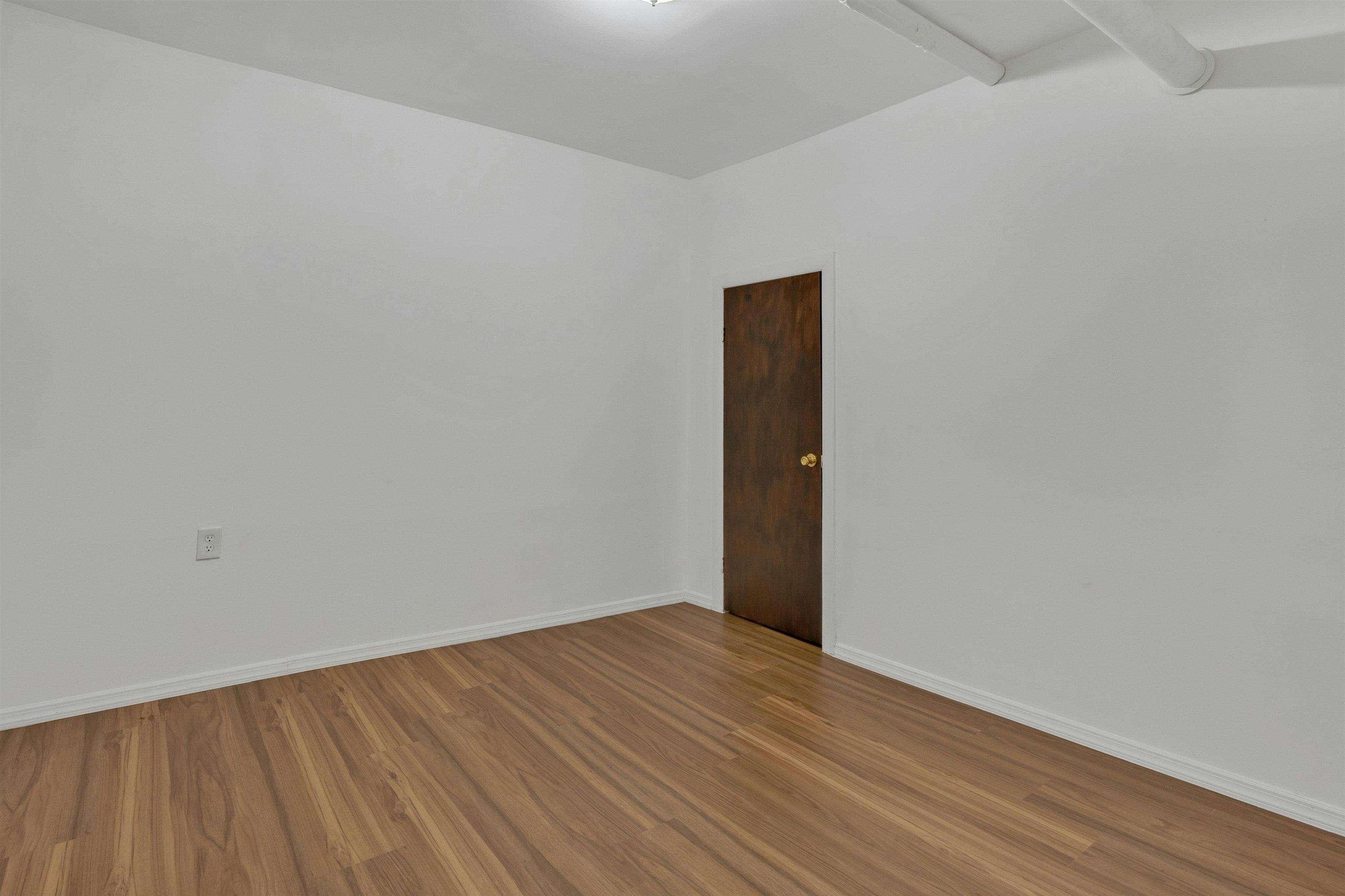 217 44TH ST Unit: 1