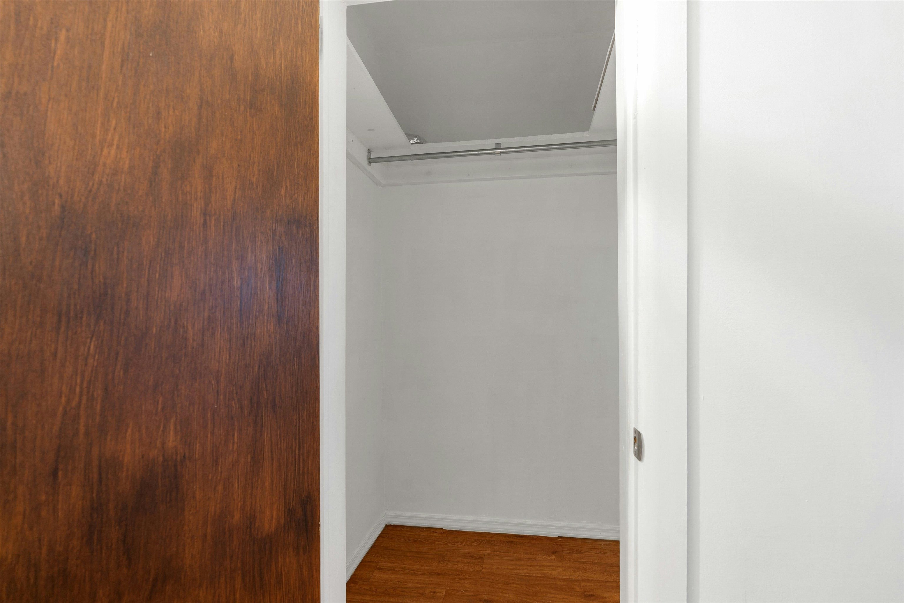 217 44TH ST Unit: 1