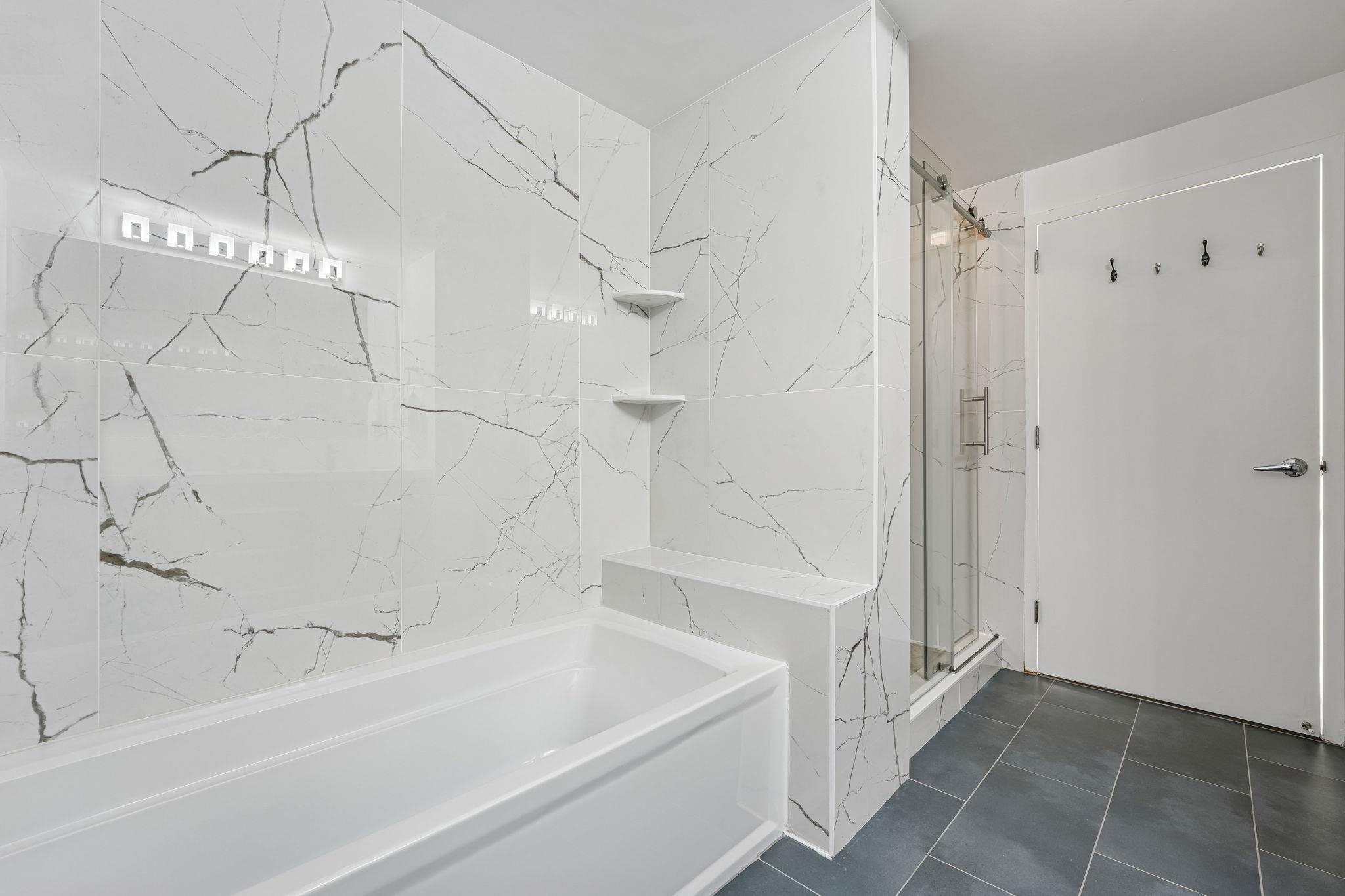 88 MORGAN ST Unit: 4105