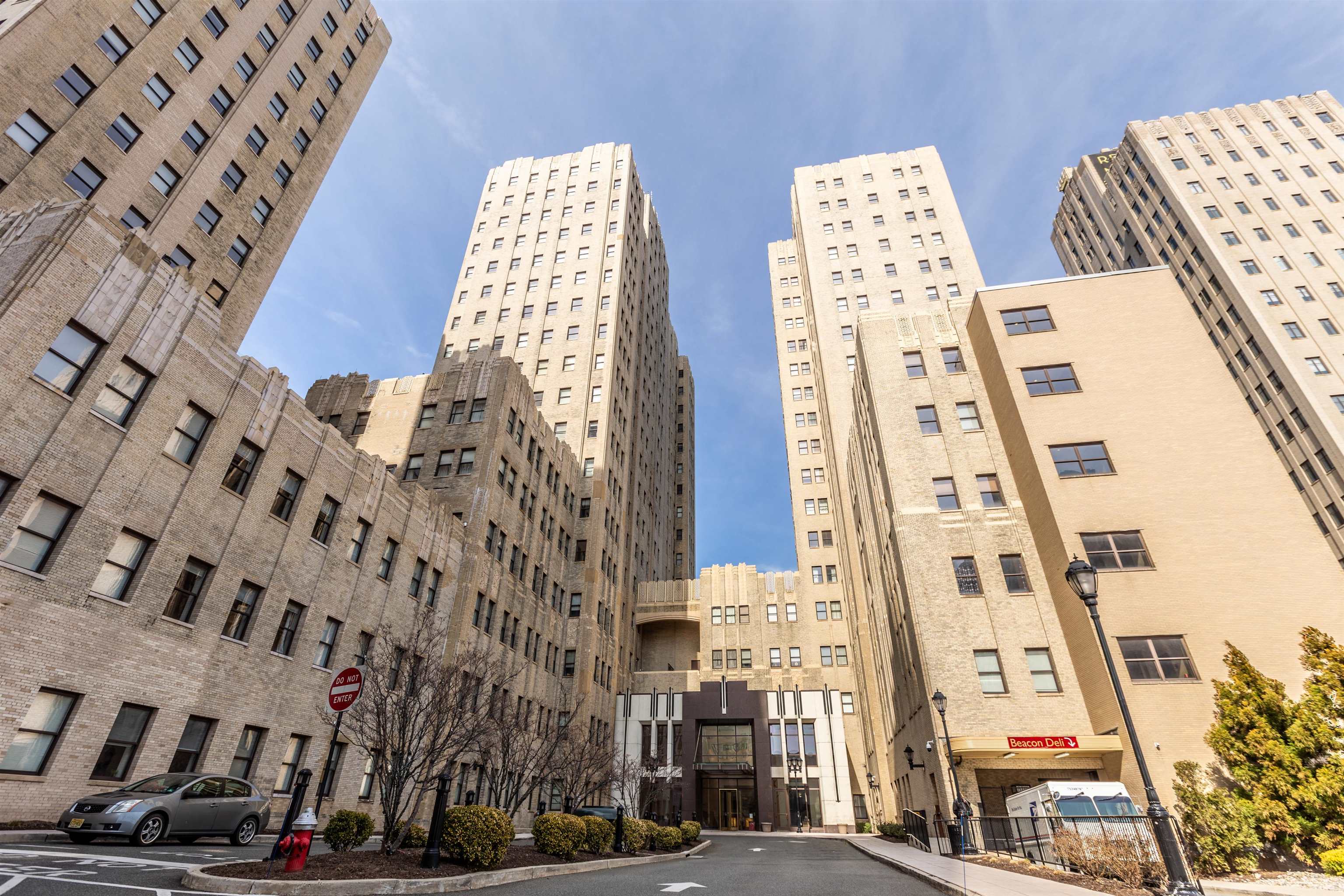 4 BEACON WAY Unit: 1412