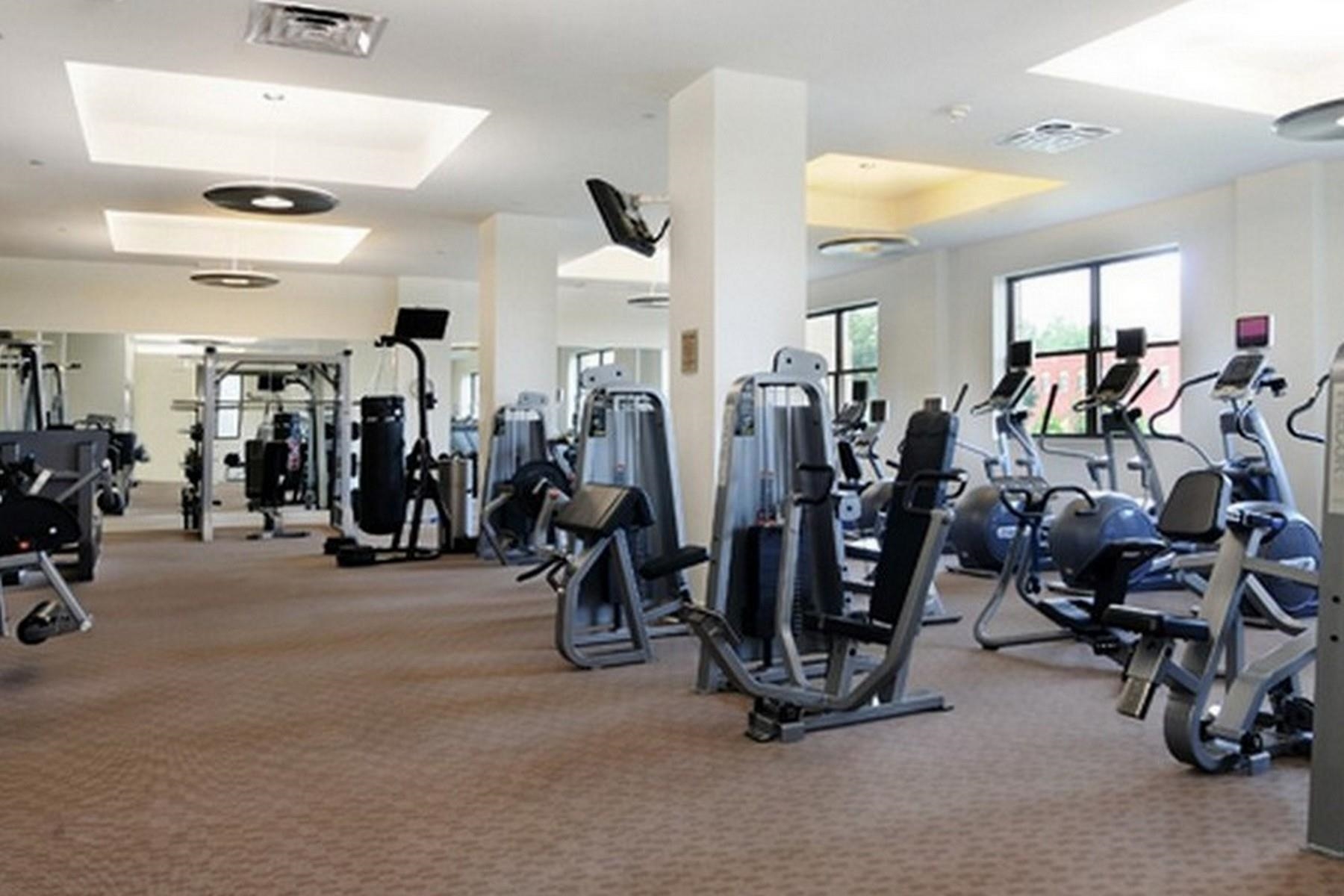 4 BEACON WAY Unit: 1412