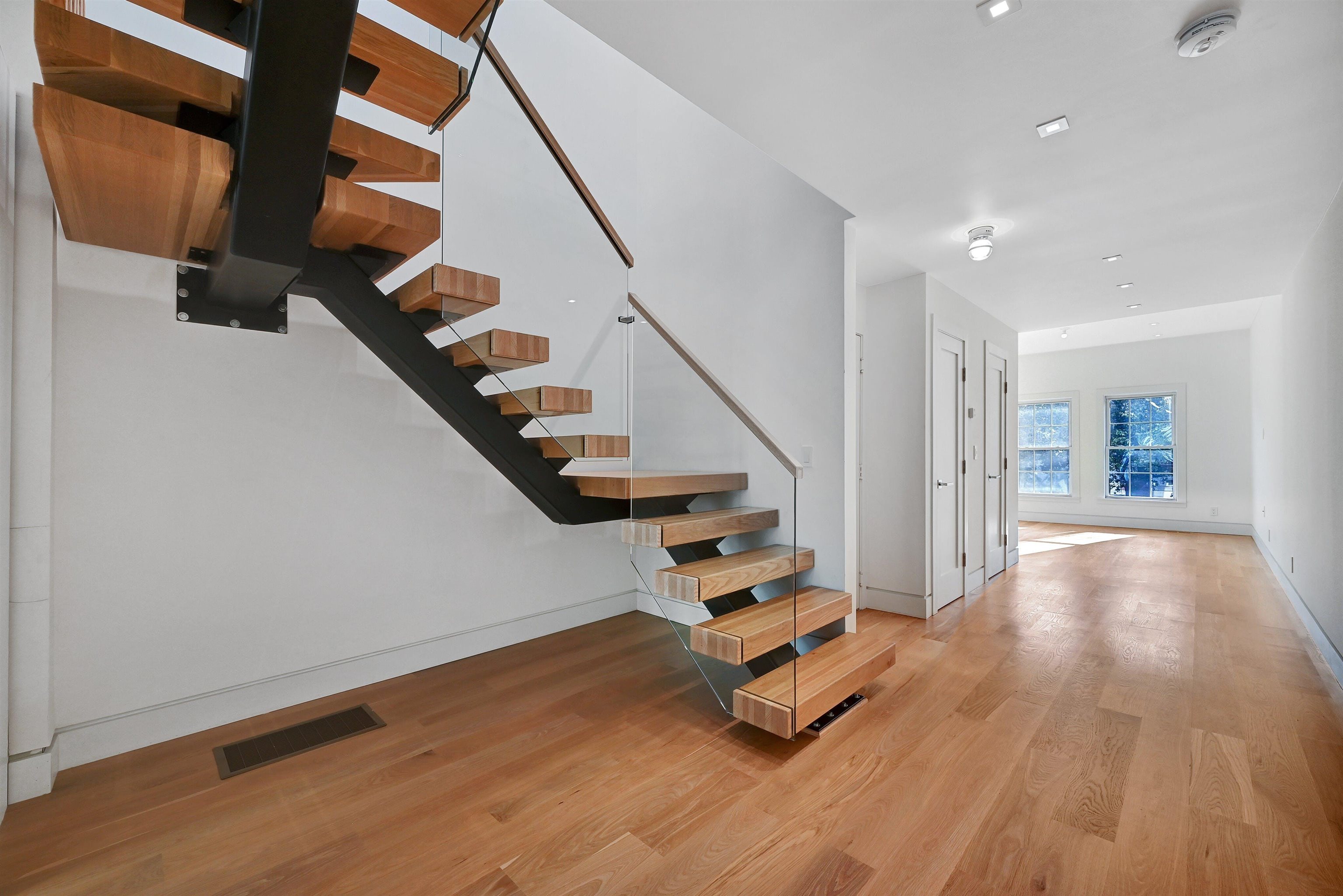 122 JEFFERSON ST Unit: A