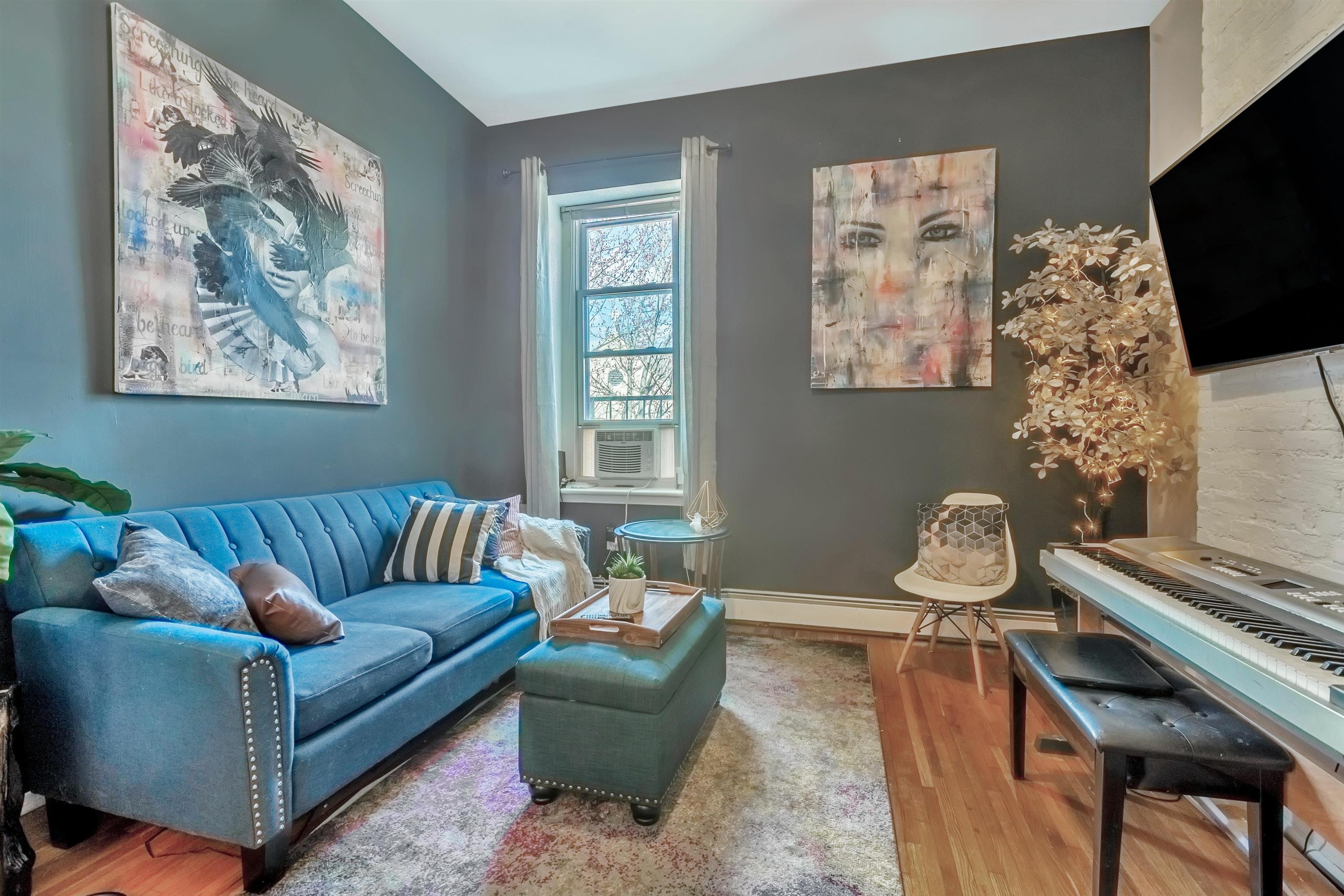 554 OBSERVER HIGHWAY Unit: 4L