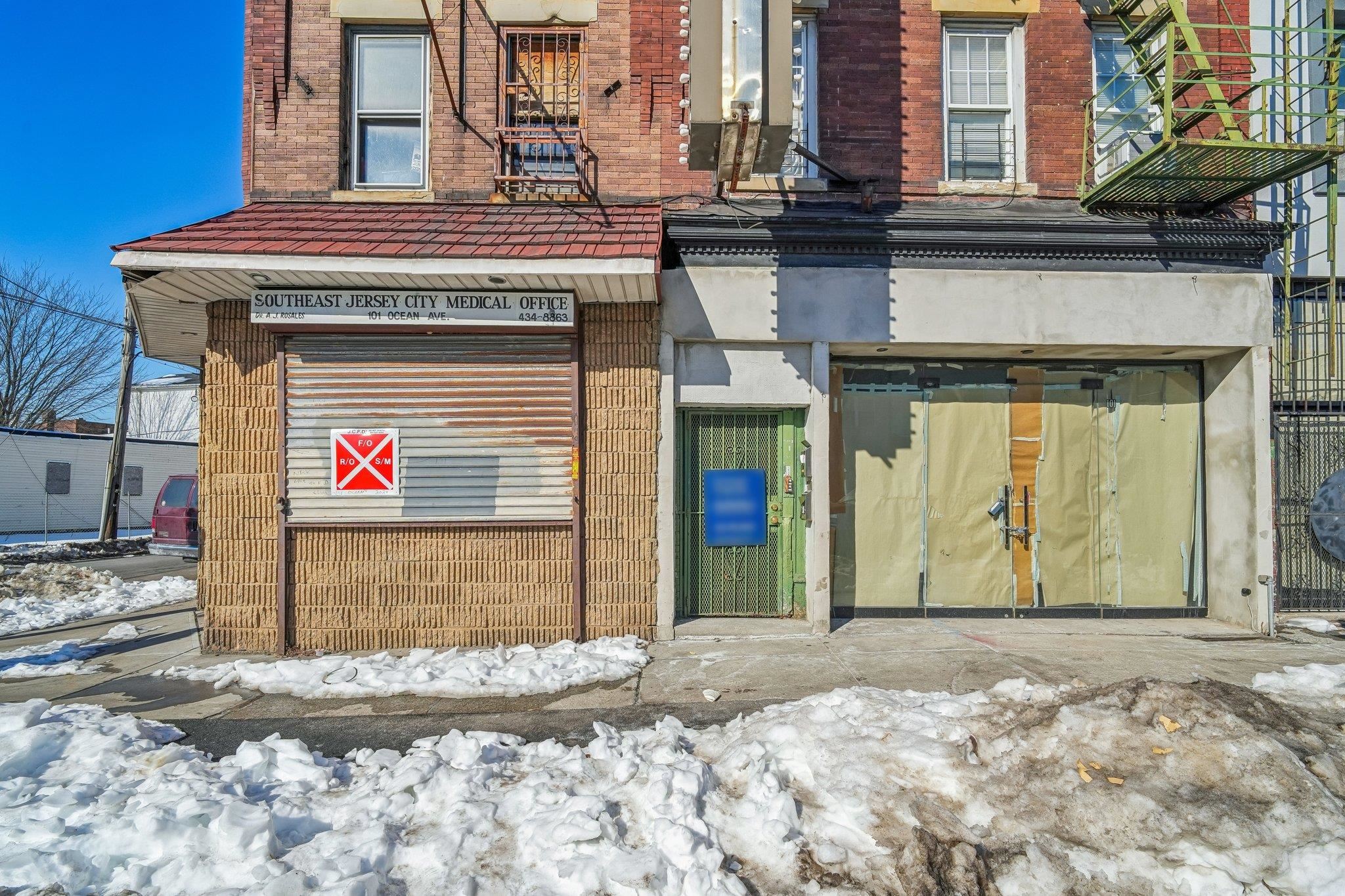 101 1/2 OCEAN AVE Unit: 2