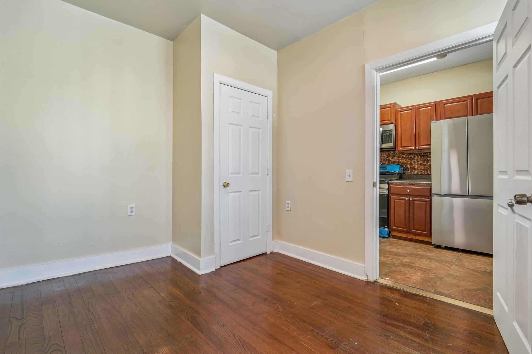 101 1/2 OCEAN AVE Unit: 2