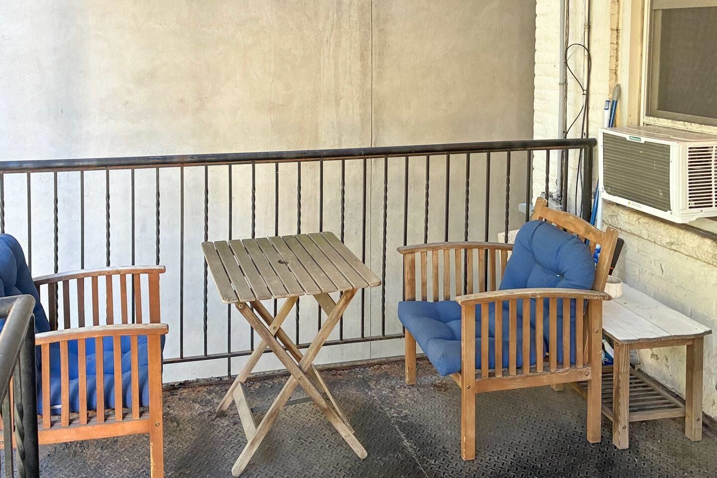 608 MADISON ST Unit: 2