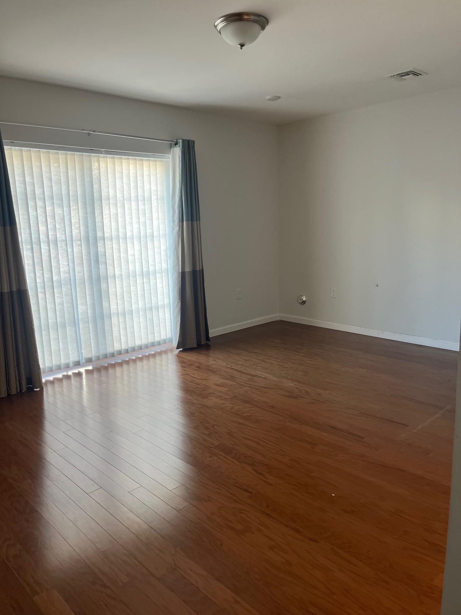 93 EVERGREEN ST Unit: 1