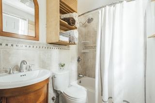 62 BOORAEM AVE Unit: 1