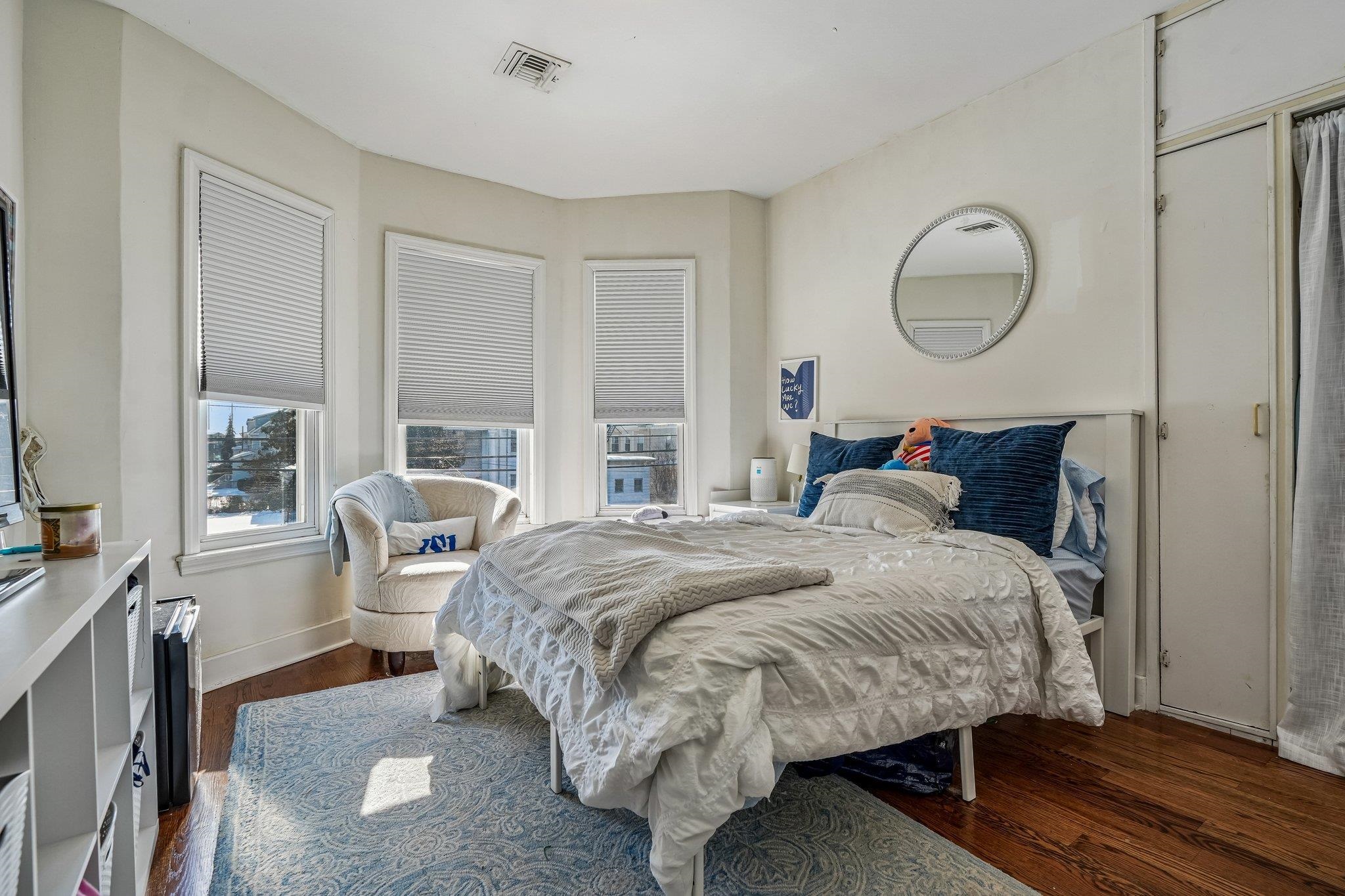 201 MURRAY ST