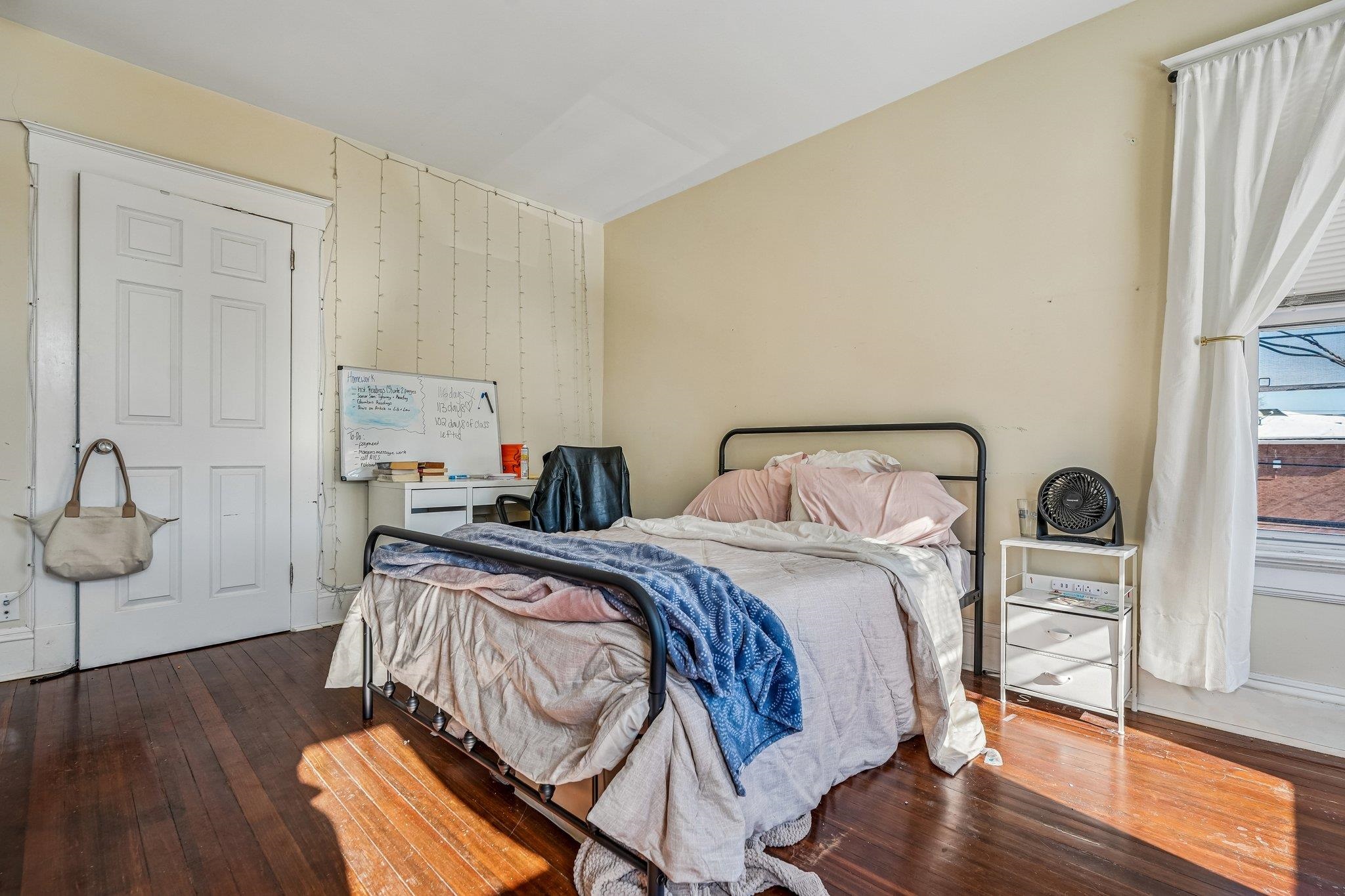 201 MURRAY ST