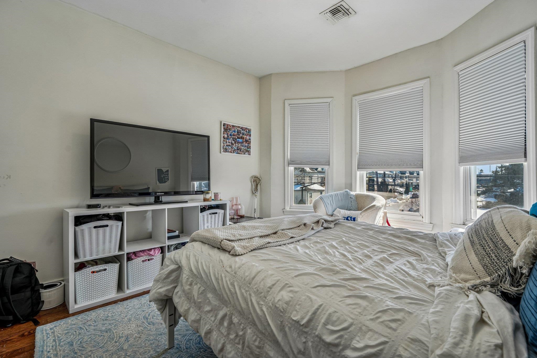 201 MURRAY ST