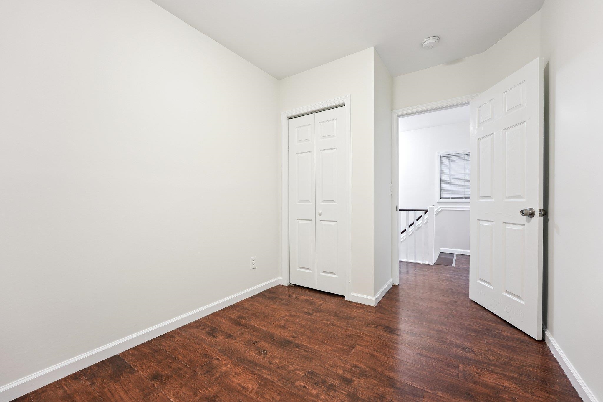 22 JEWETT AVE