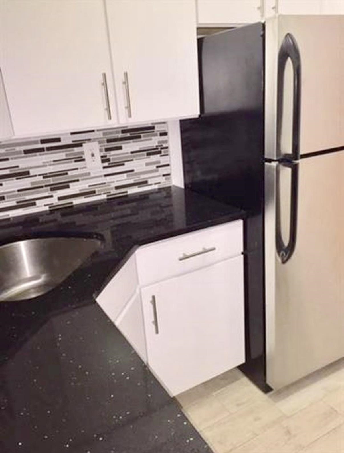 503 PARK AVE Unit: 2