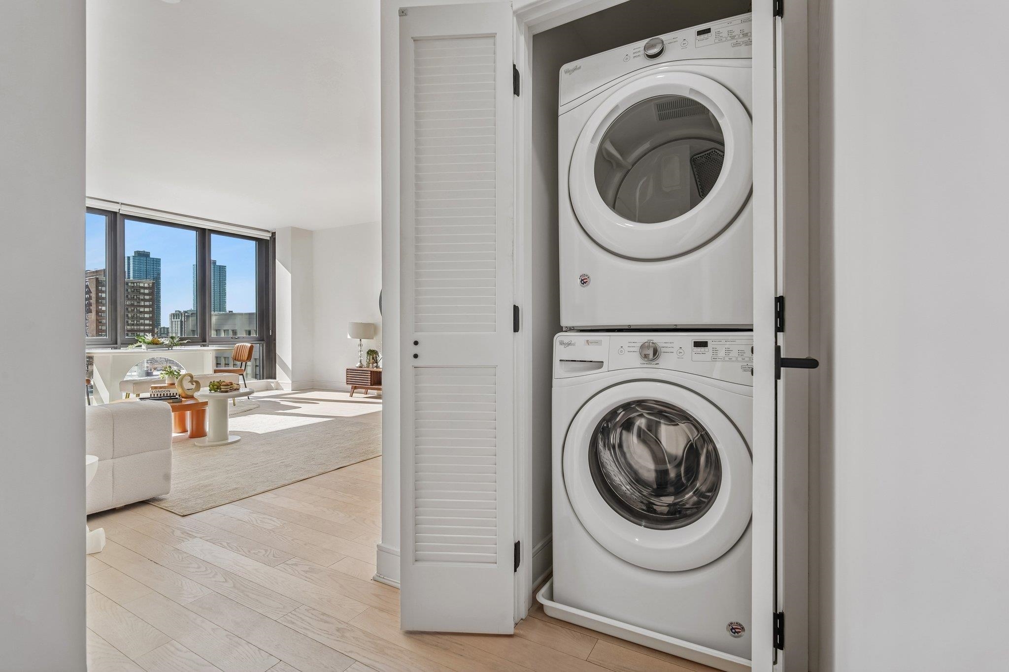 10 PROVOST ST Unit: 1205