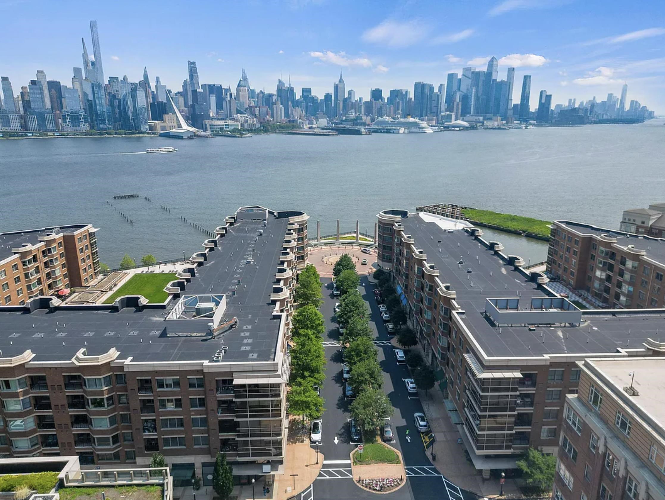 22 AVENUE AT PORT IMPERIAL Unit: 232