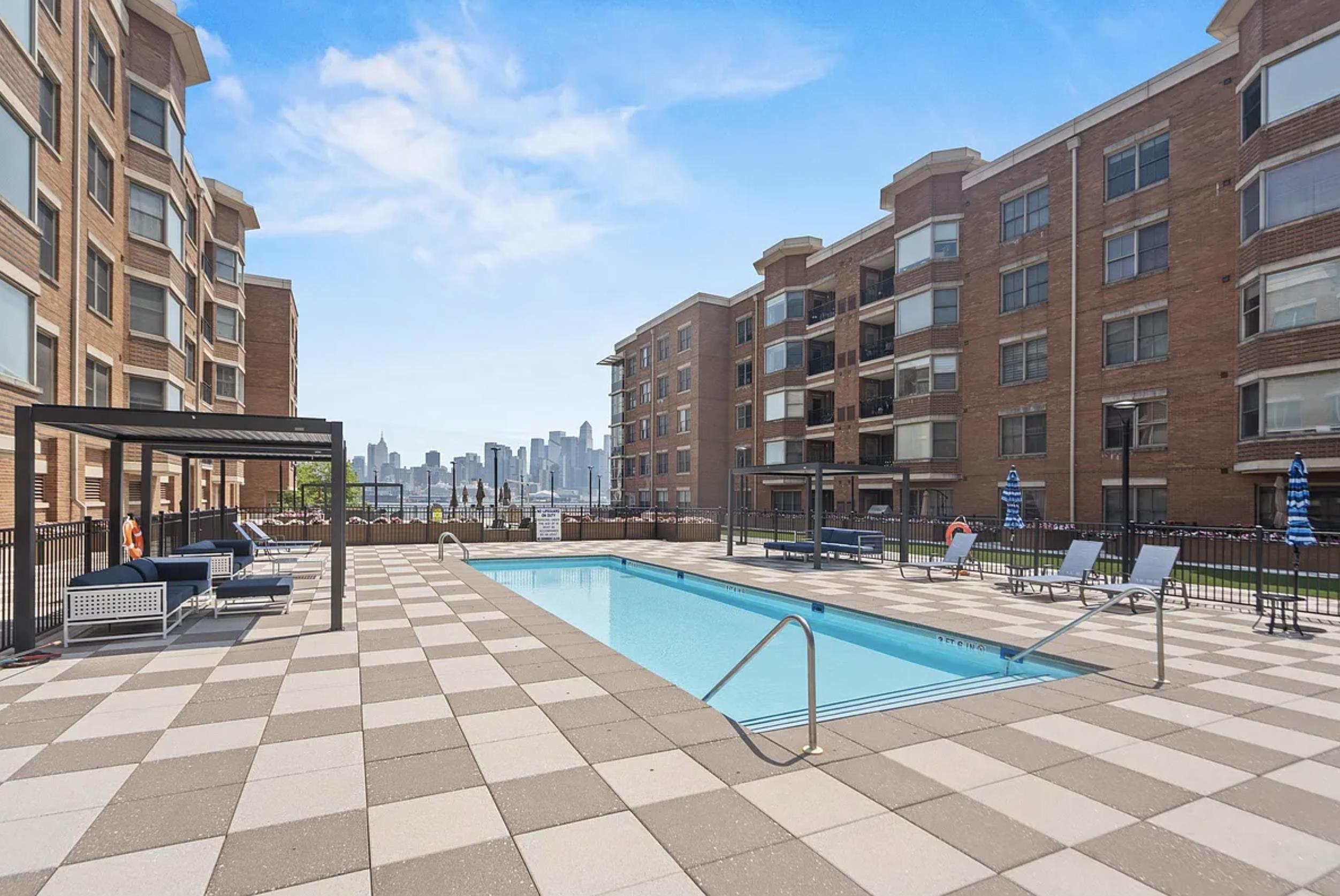 22 AVENUE AT PORT IMPERIAL Unit: 232