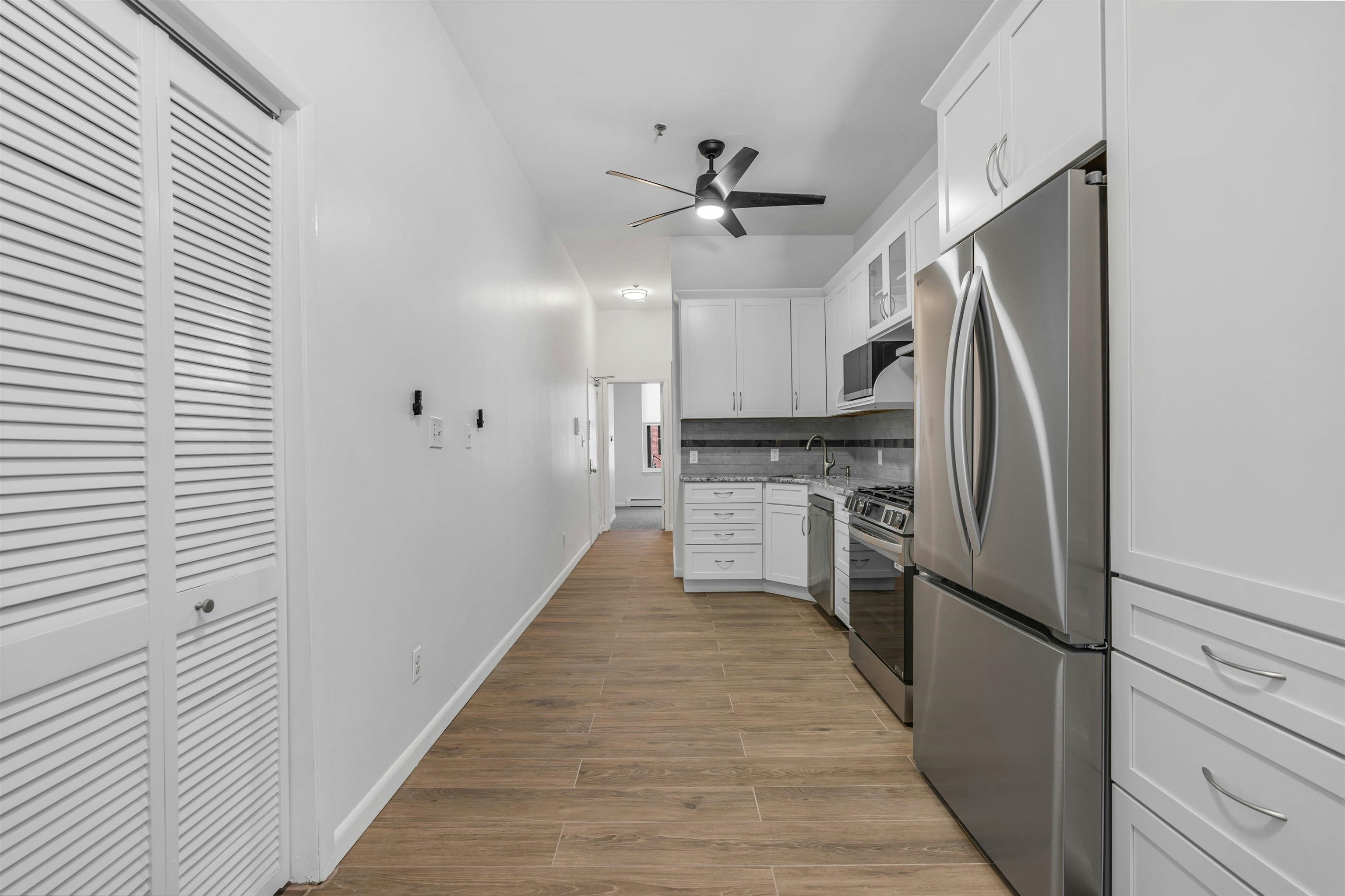 815 PARK AVE Unit: 1L