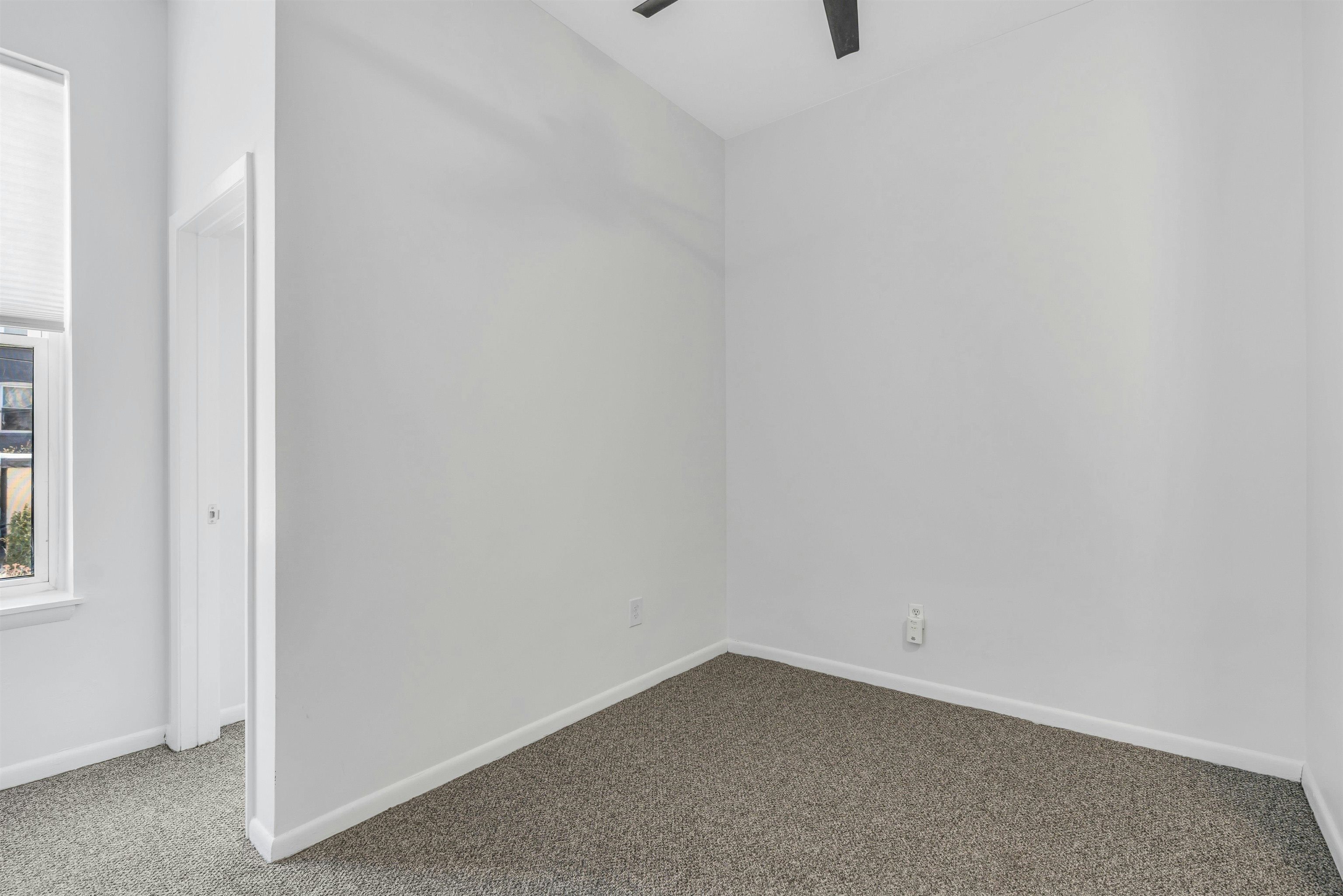 815 PARK AVE Unit: 1L