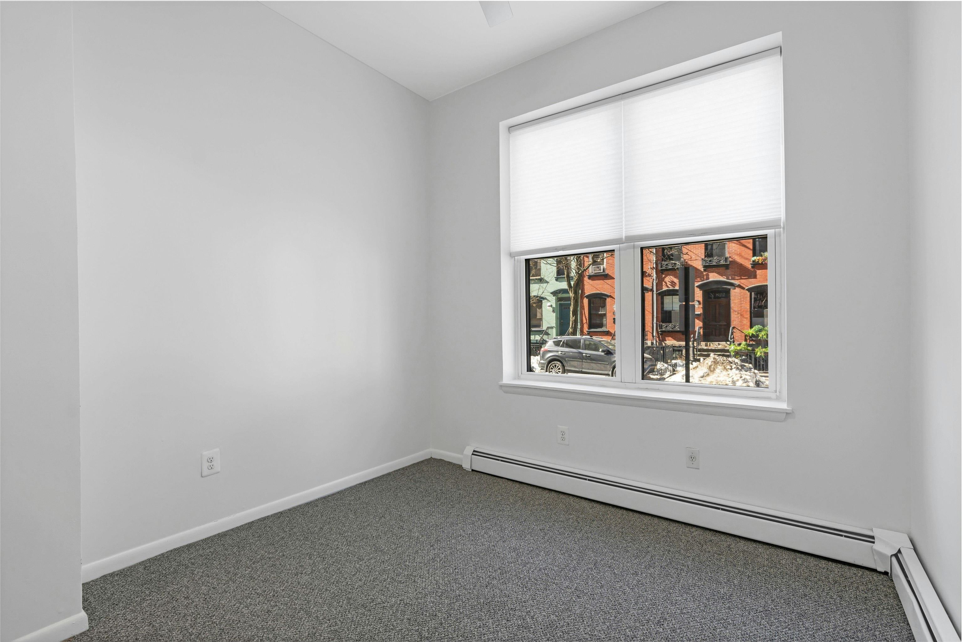 815 PARK AVE Unit: 1L