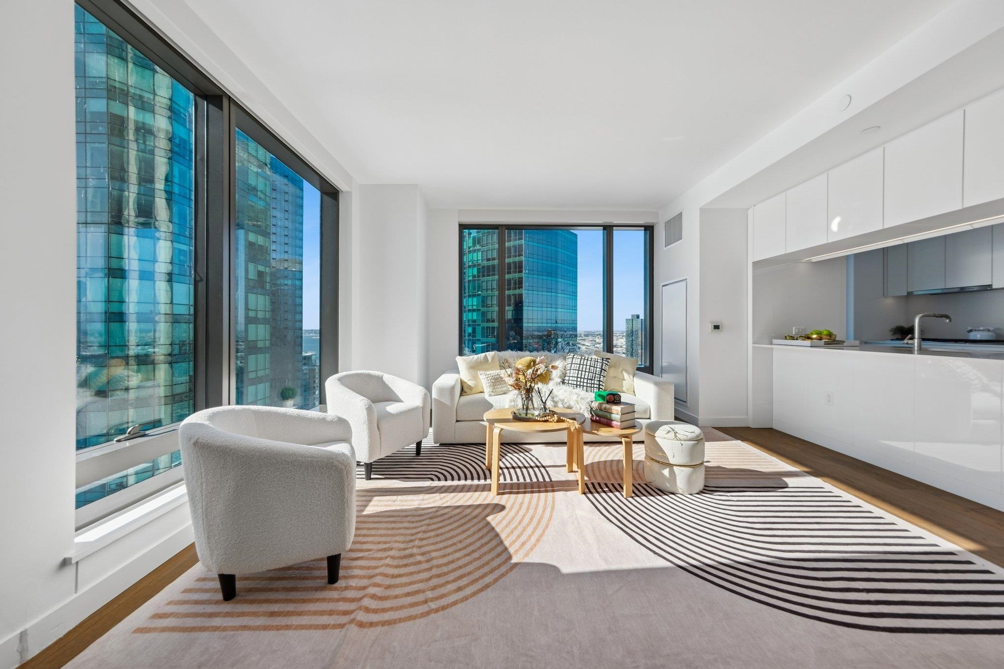 99 HUDSON ST Unit: 3611