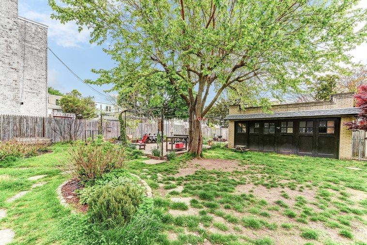 312 MONASTERY PL Unit: 2R